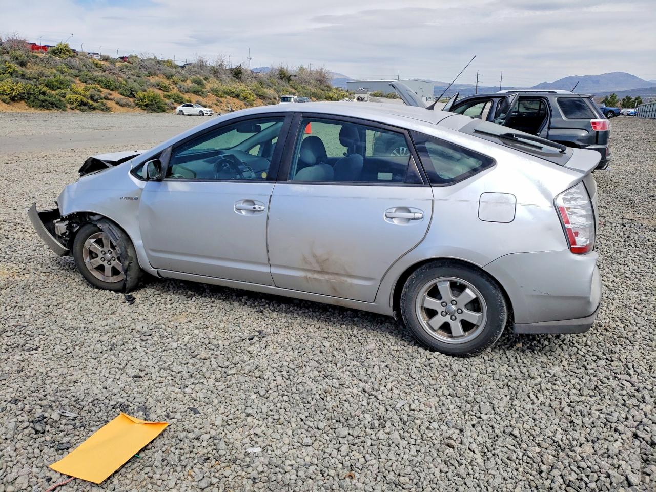 2008 Toyota Prius Base Silver vin: JTDKB20U383407533