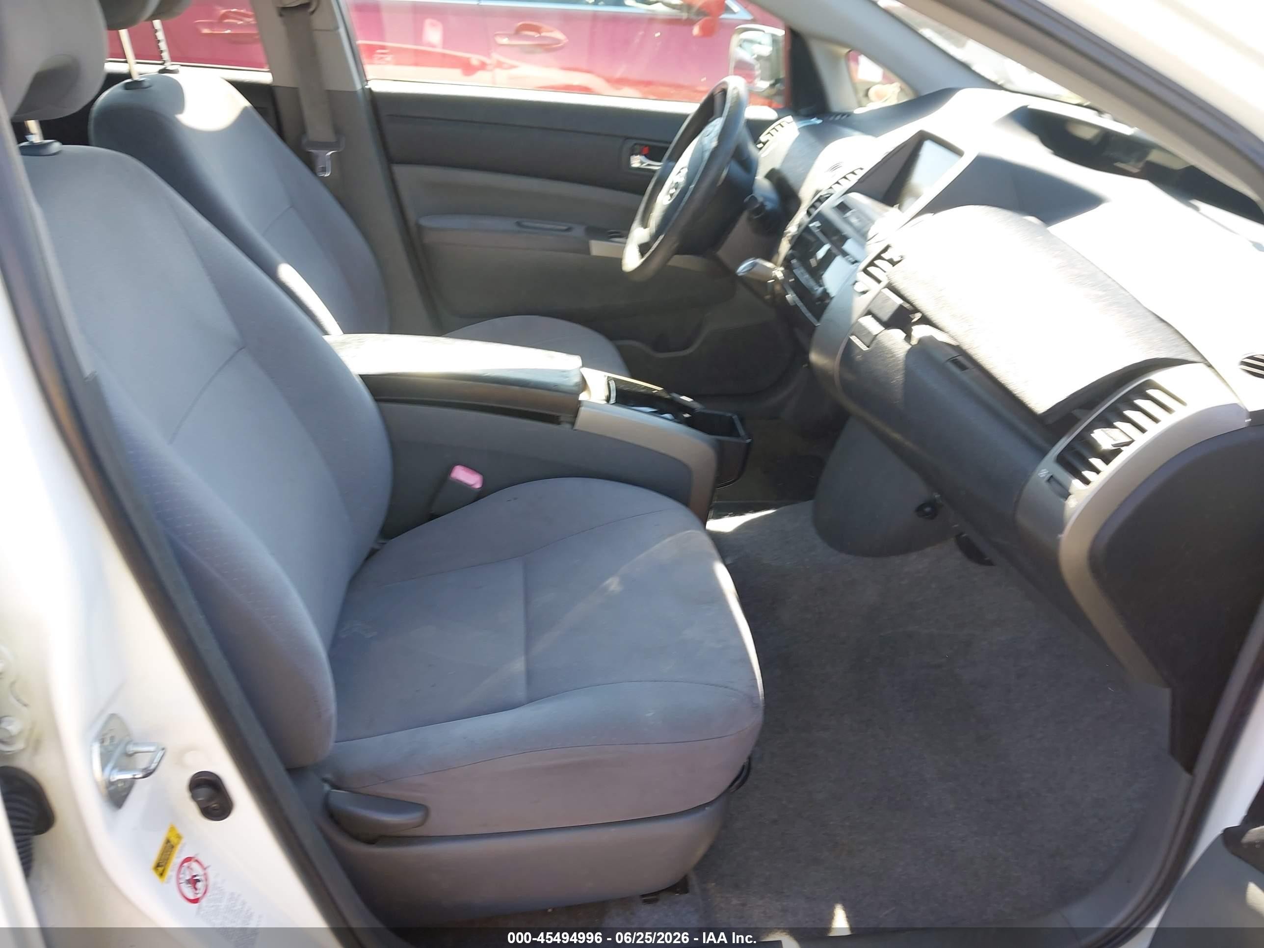 2008 Toyota Prius   White vin: JTDKB20U383414854