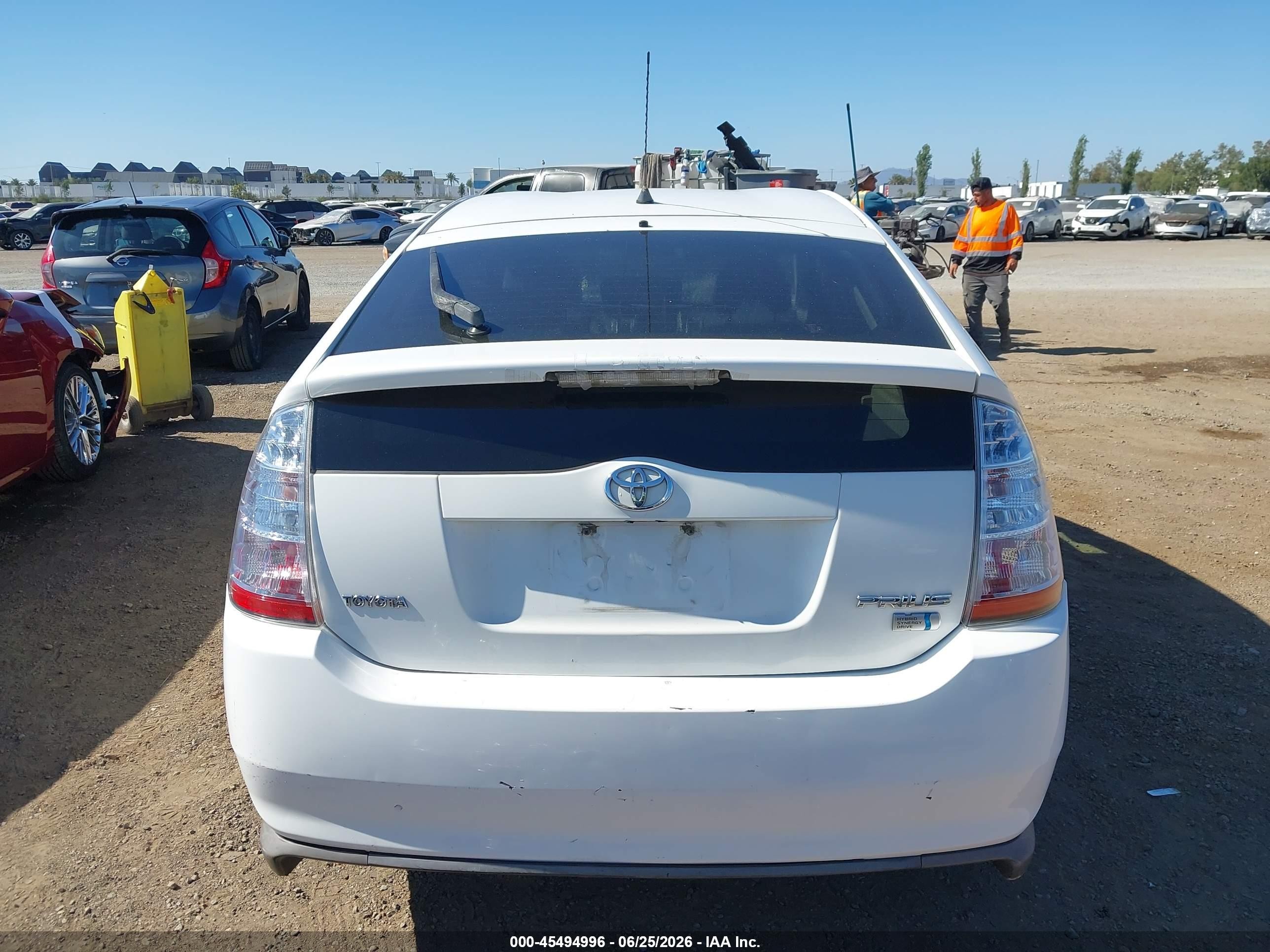 2008 Toyota Prius   White vin: JTDKB20U383414854