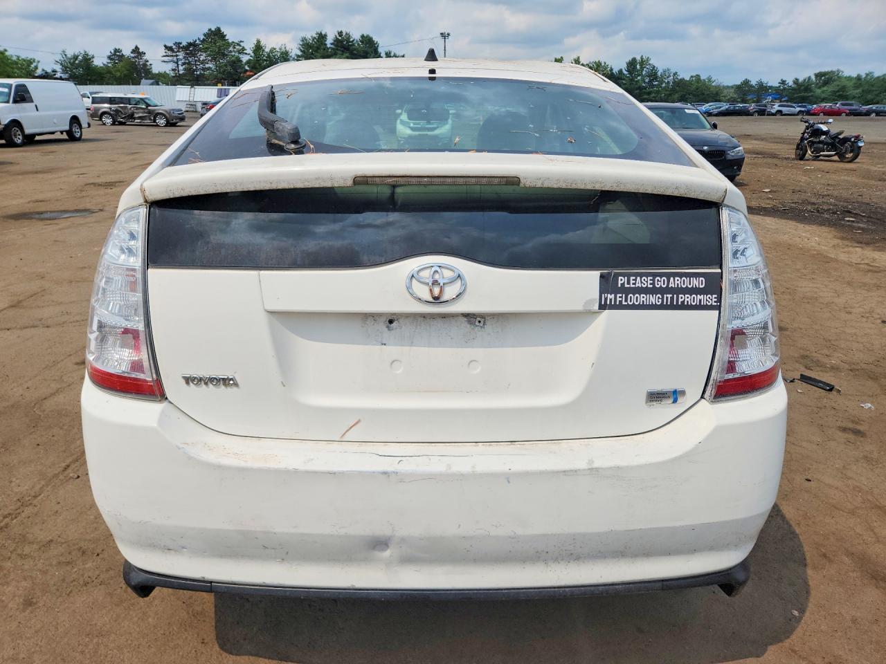 2008 Toyota Prius Base White vin: JTDKB20U383416748