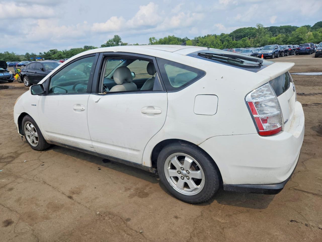 2008 Toyota Prius Base White vin: JTDKB20U383416748
