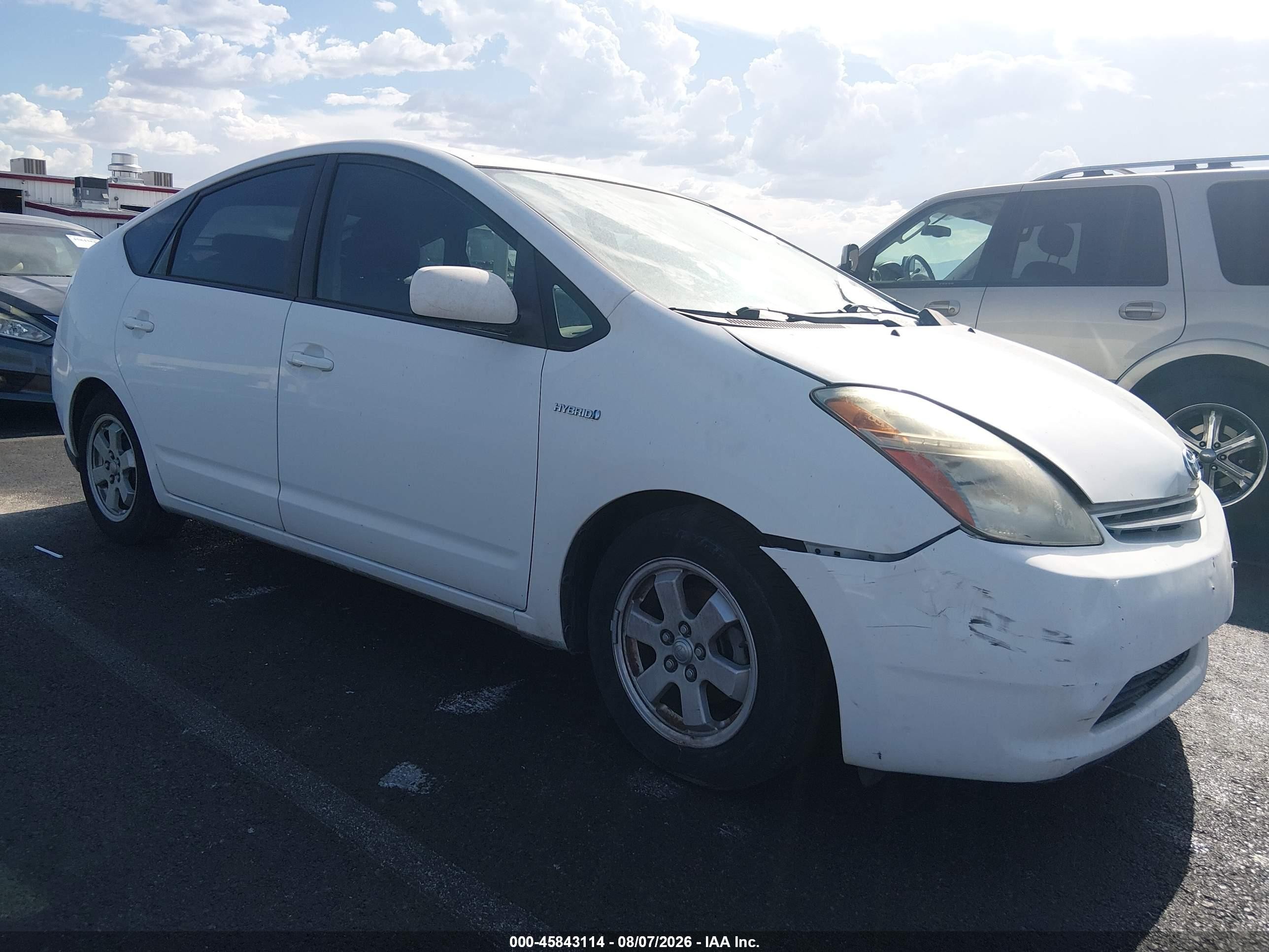 2008 Toyota Prius   White vin: JTDKB20U383421514