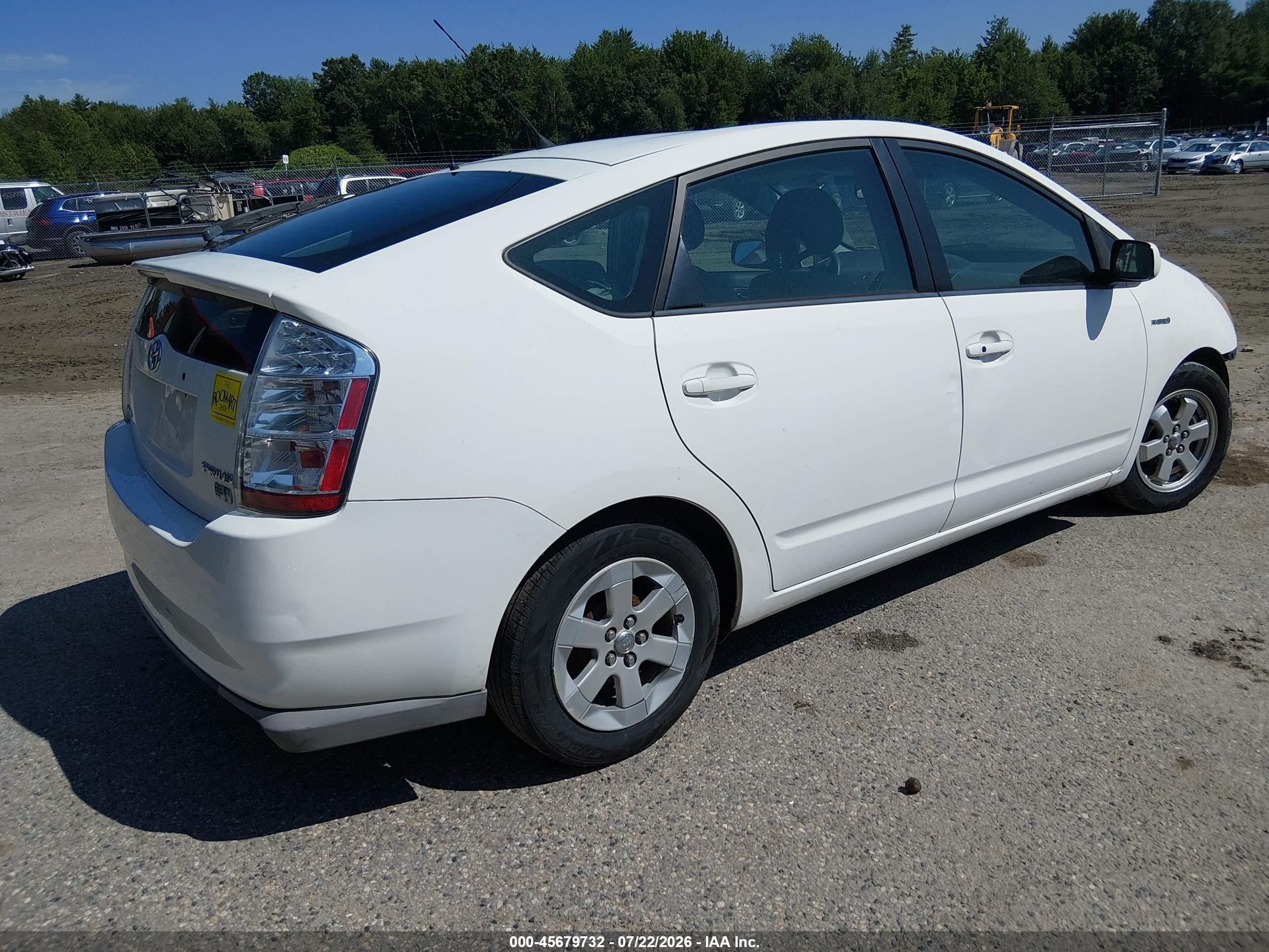 2008 Toyota Prius   Белый vin: JTDKB20U383454786