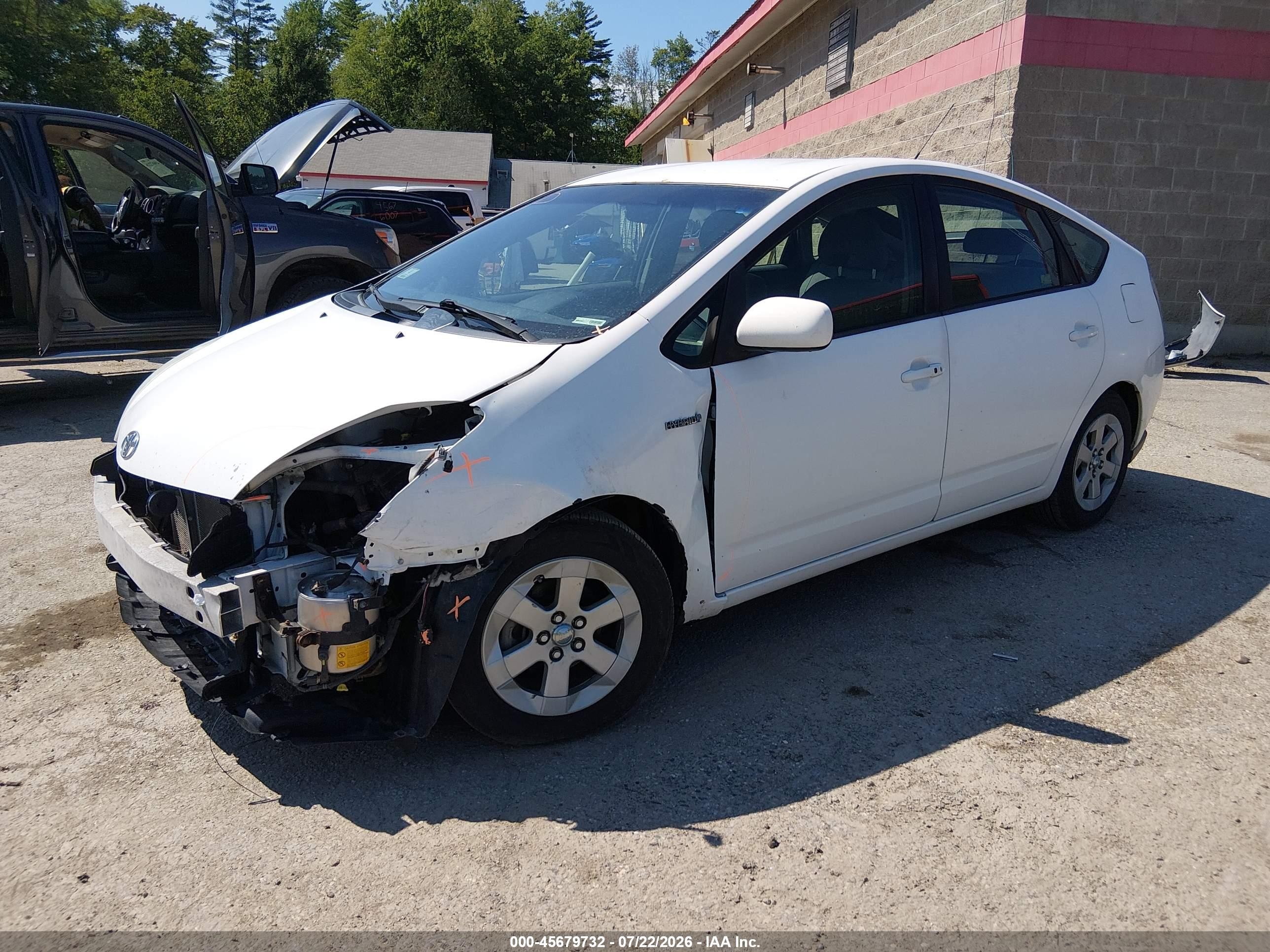 2008 Toyota Prius   Белый vin: JTDKB20U383454786