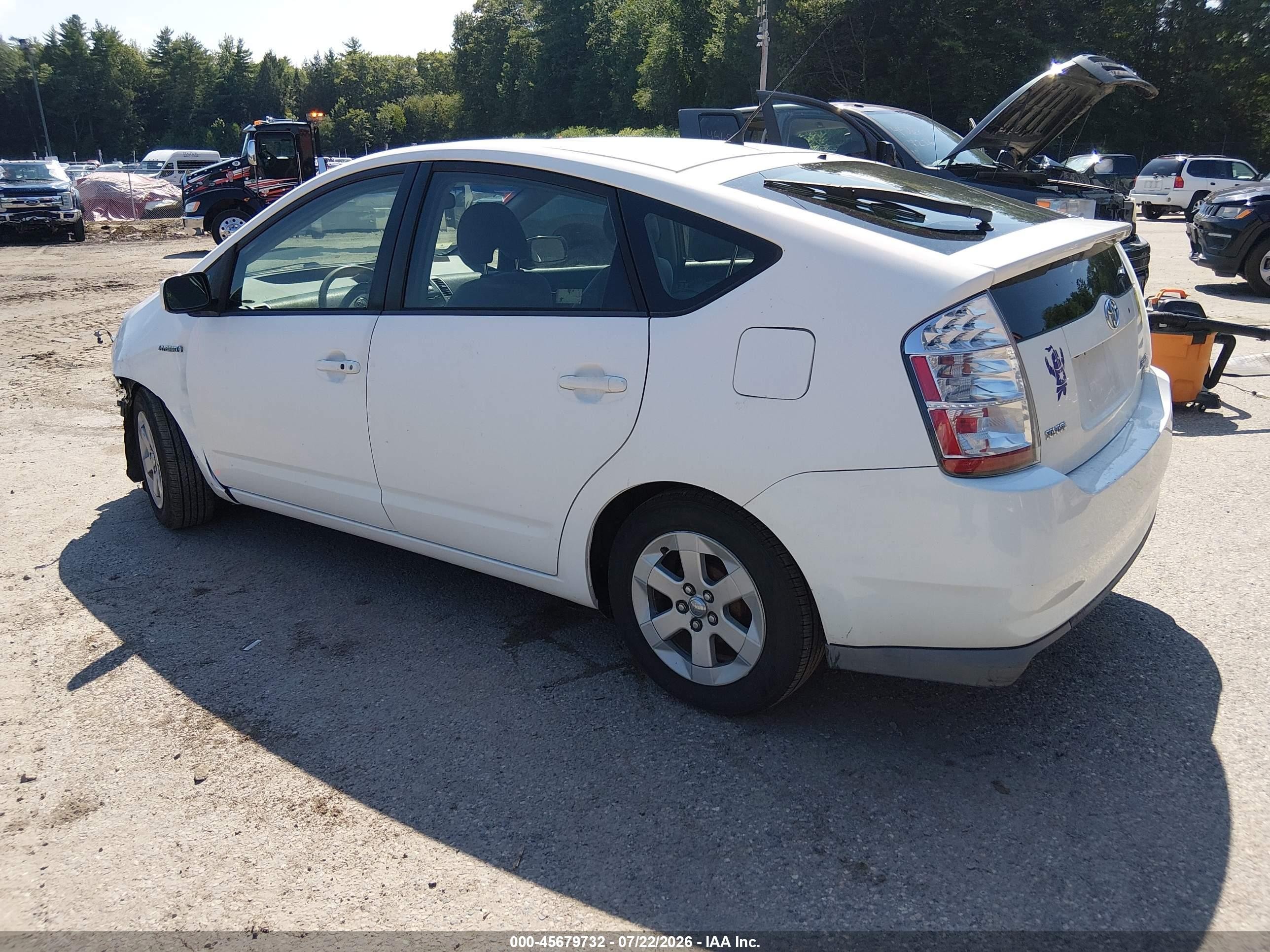 2008 Toyota Prius   Белый vin: JTDKB20U383454786