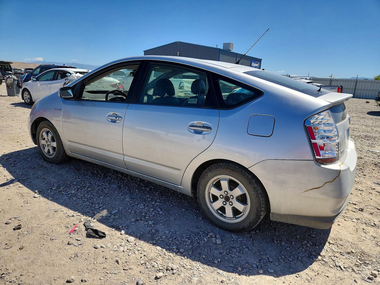 2008 Toyota Prius Base Серебряный vin: JTDKB20U387704259