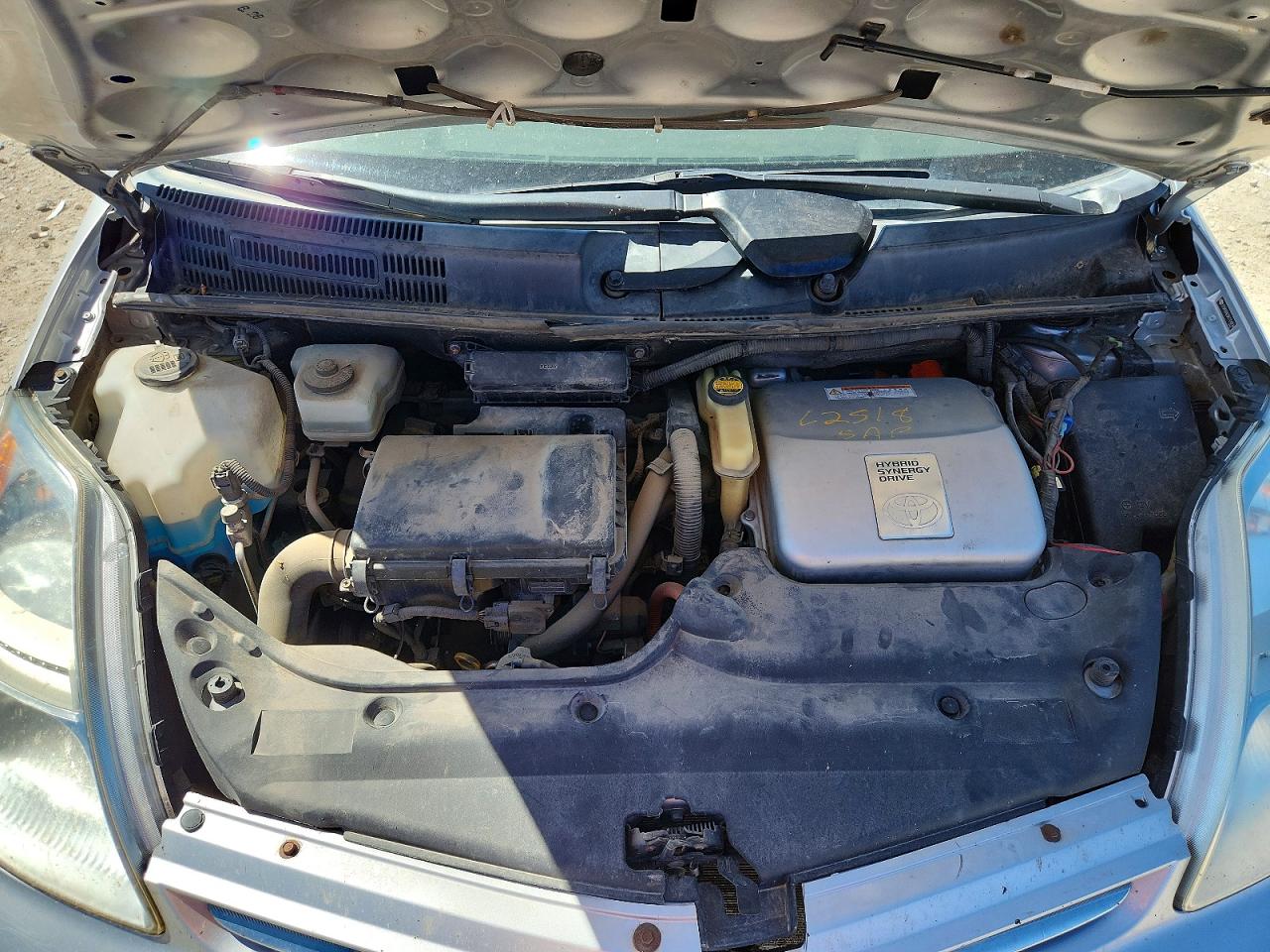 2008 Toyota Prius Base Серебряный vin: JTDKB20U387704259