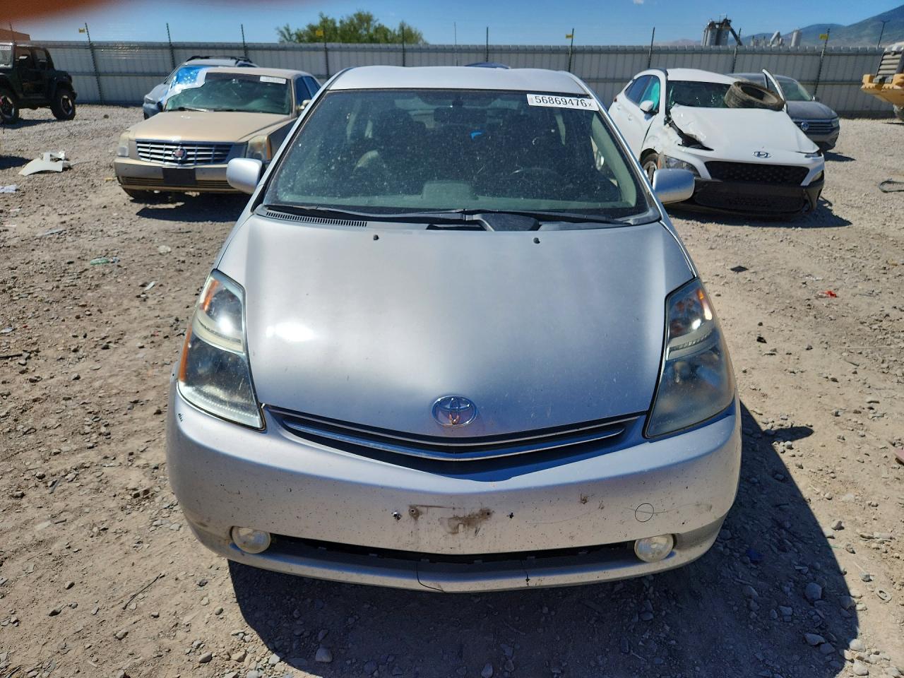 2008 Toyota Prius Base Серебряный vin: JTDKB20U387704259