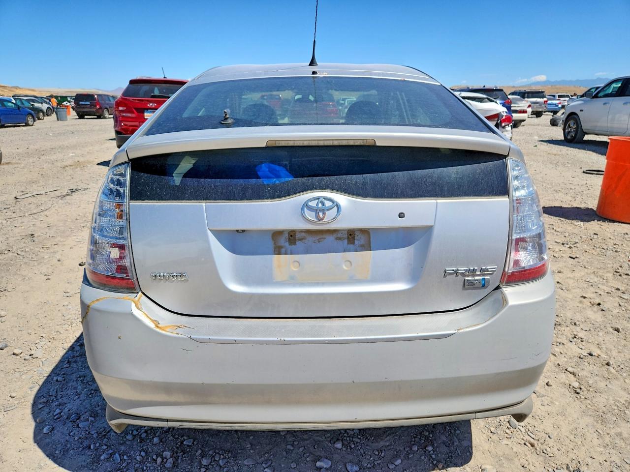 2008 Toyota Prius Base Серебряный vin: JTDKB20U387704259