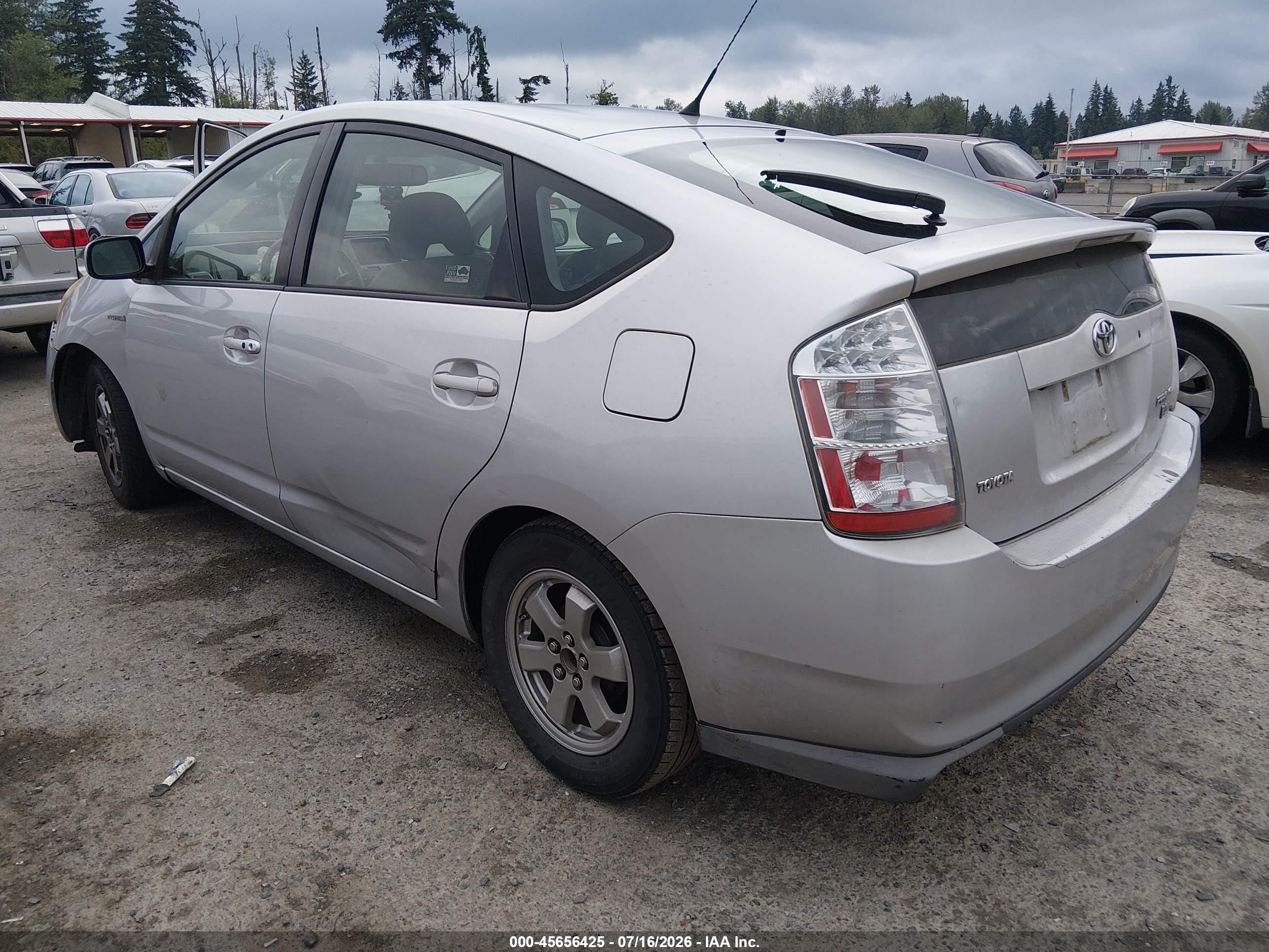 2008 Toyota Prius   Silver vin: JTDKB20U387740677