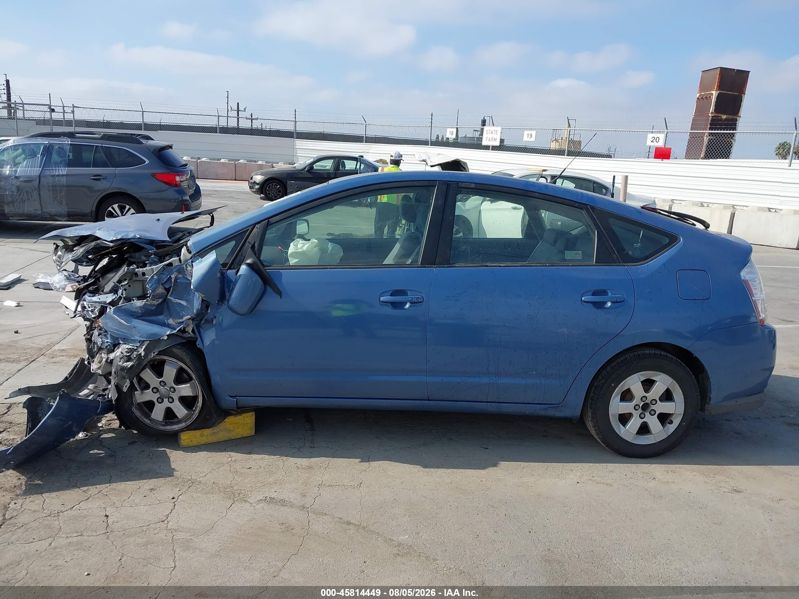 2008 Toyota Prius   Blue vin: JTDKB20U387743529