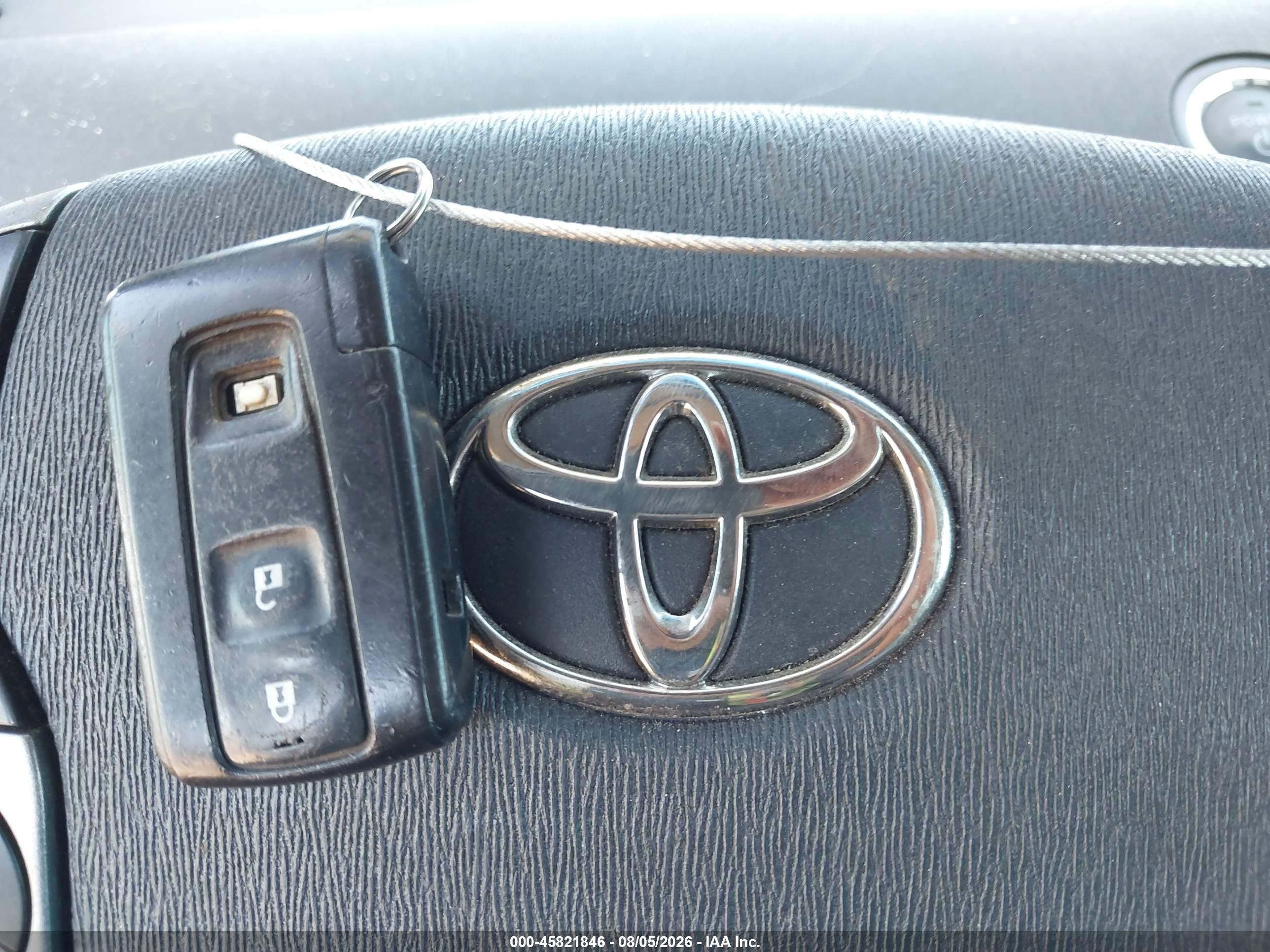2008 Toyota Prius   Green vin: JTDKB20U387755938