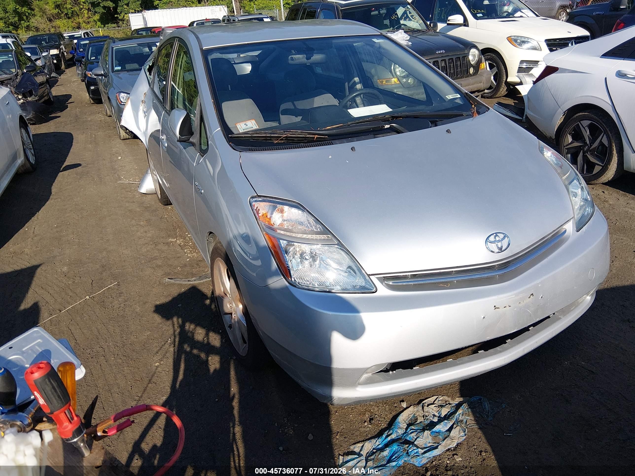 2008 Toyota Prius   Silver vin: JTDKB20U387764106