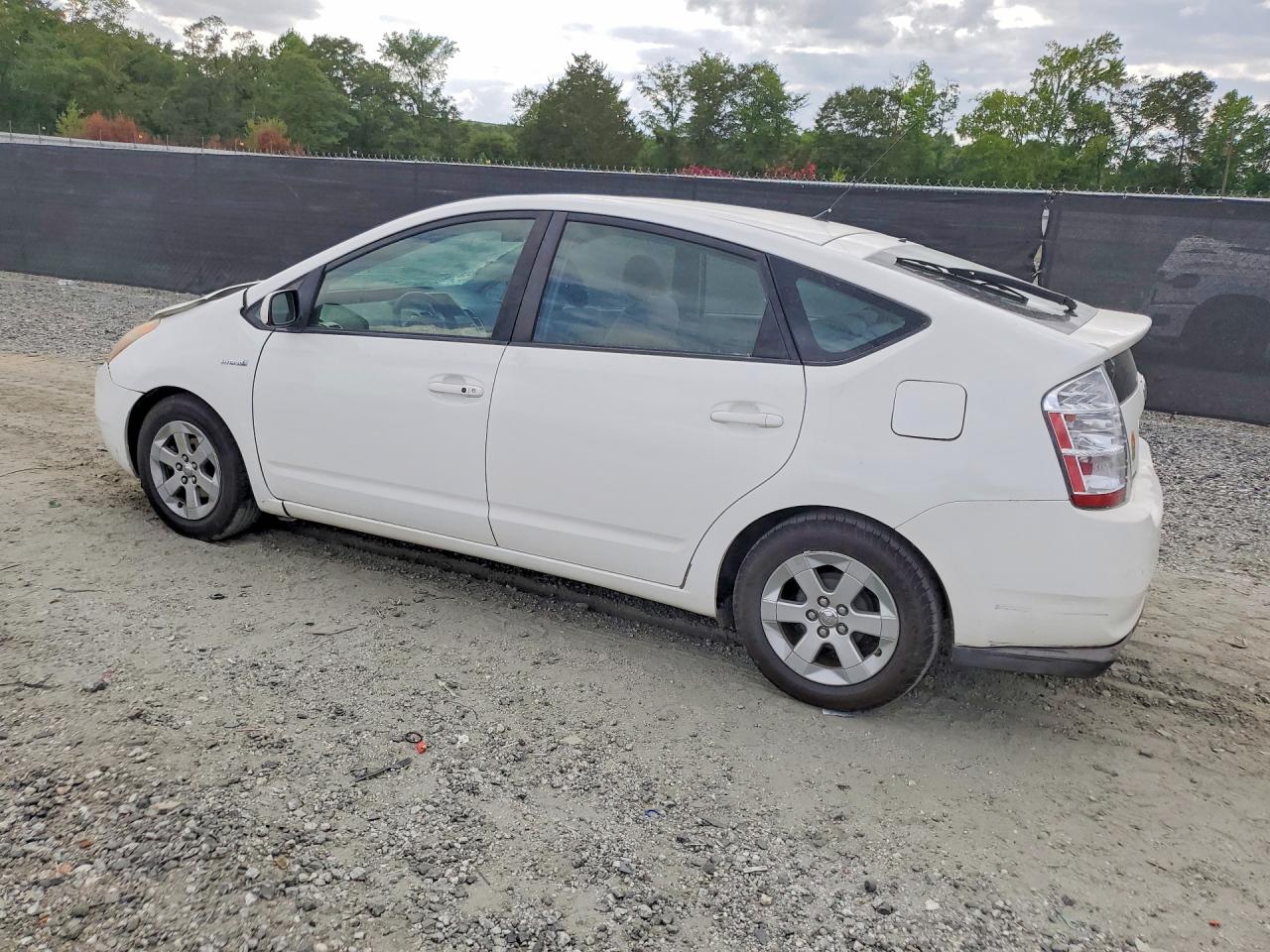 2008 Toyota Prius Base White vin: JTDKB20U387771265