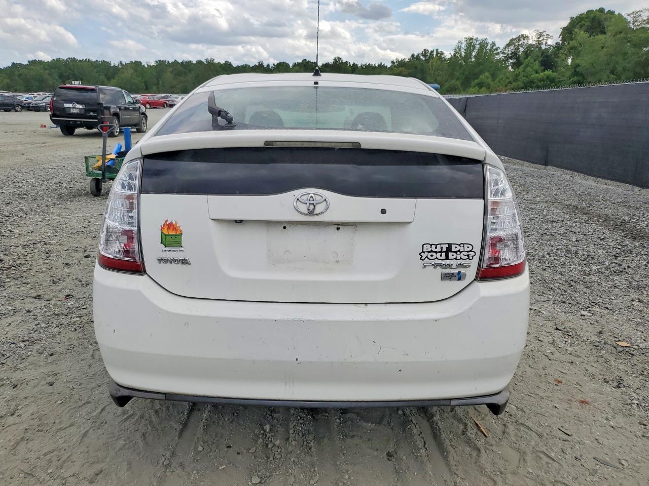 2008 Toyota Prius Base White vin: JTDKB20U387771265