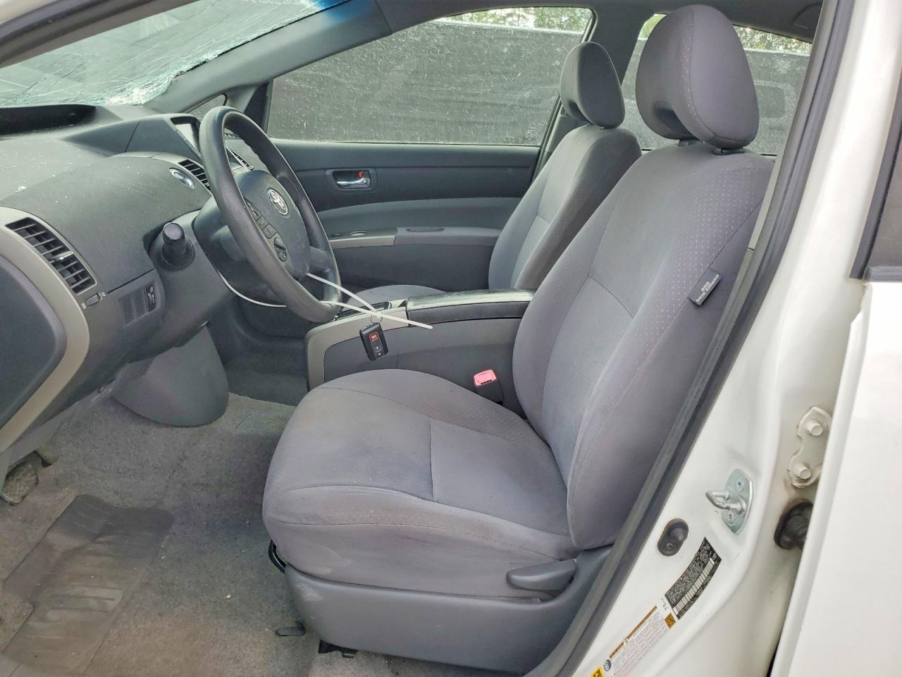 2008 Toyota Prius Base White vin: JTDKB20U387771265