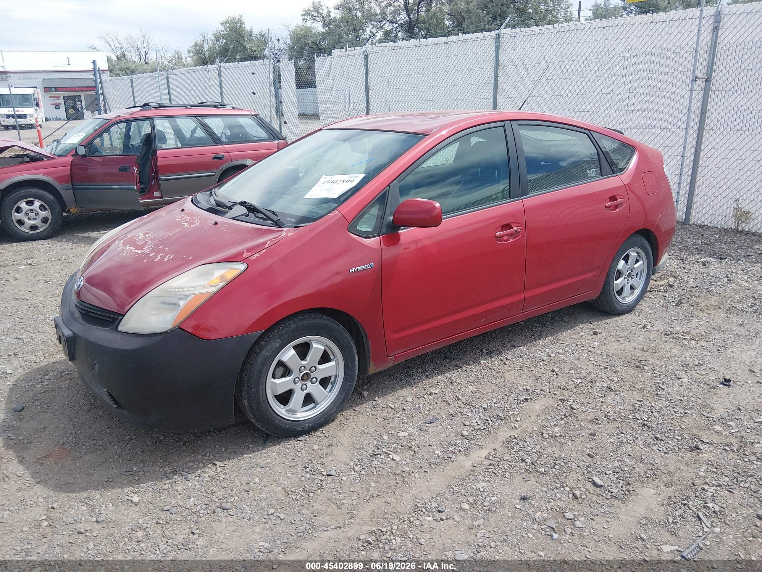 2008 Toyota Prius   Red vin: JTDKB20U387789040