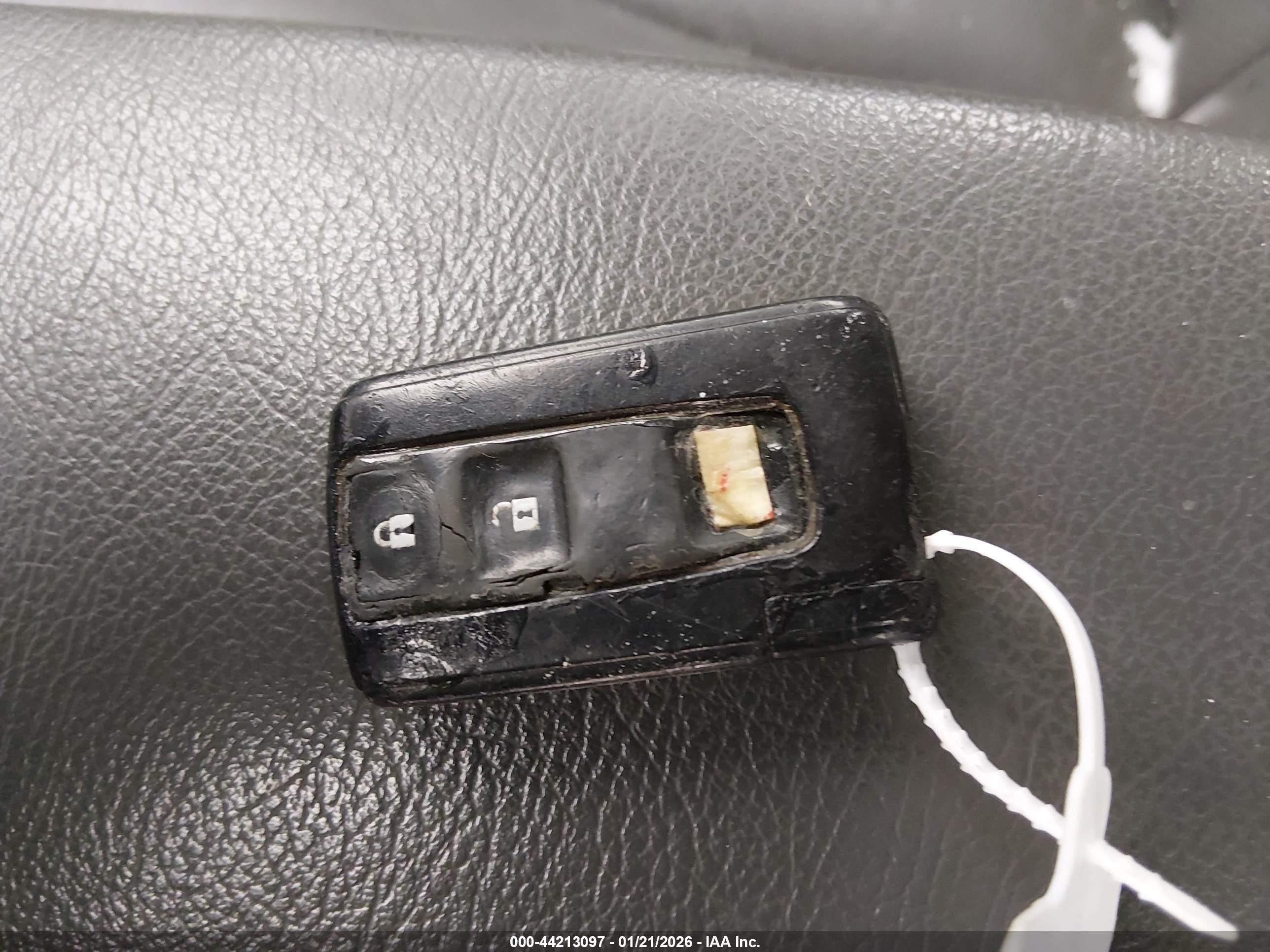 2009 Toyota Prius   Gray vin: JTDKB20U393479107