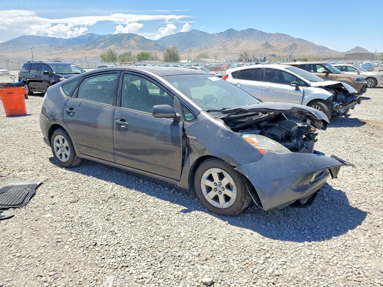 2009 Toyota Prius Base Silver vin: JTDKB20U393482198