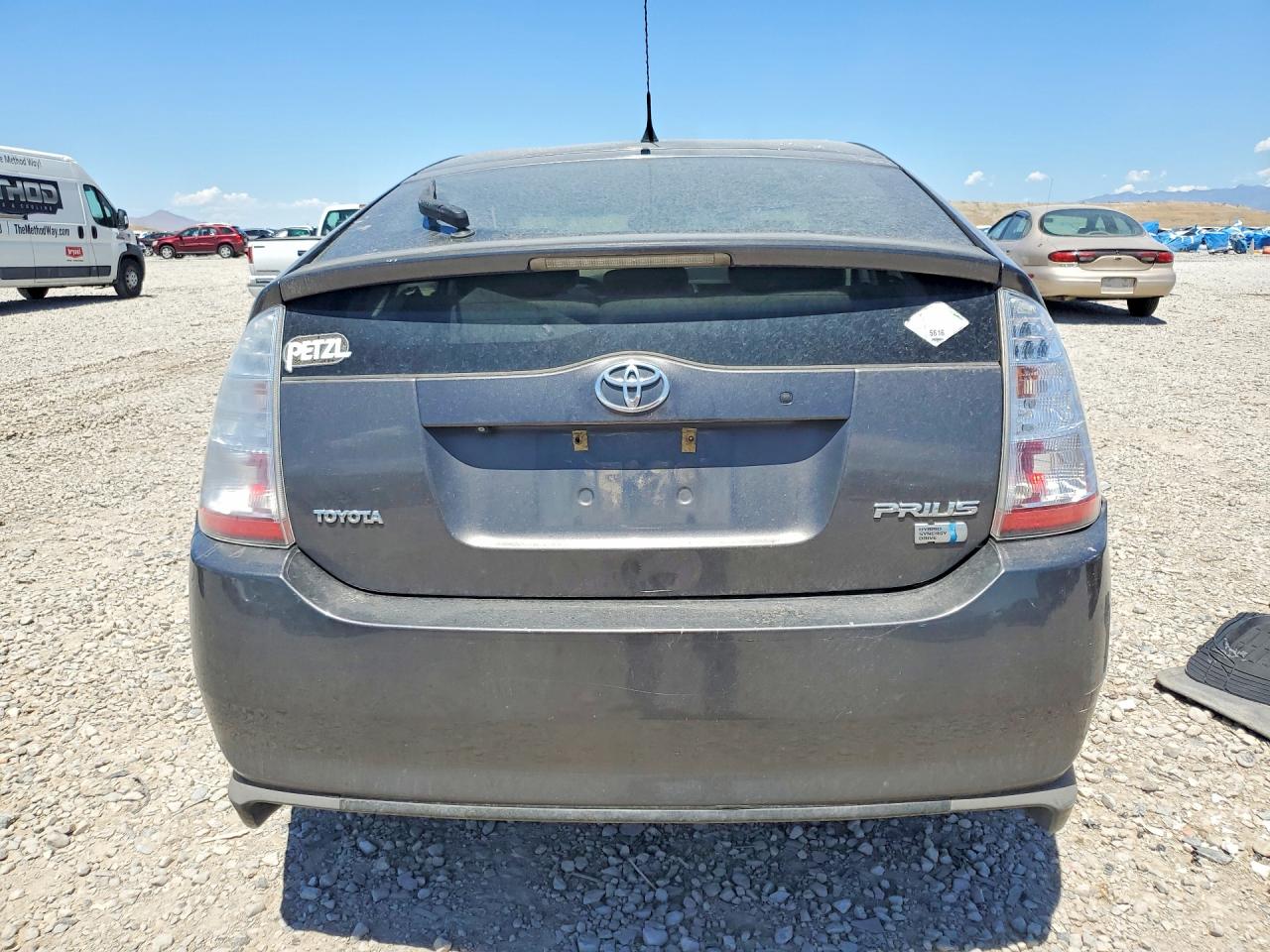 2009 Toyota Prius Base Silver vin: JTDKB20U393482198