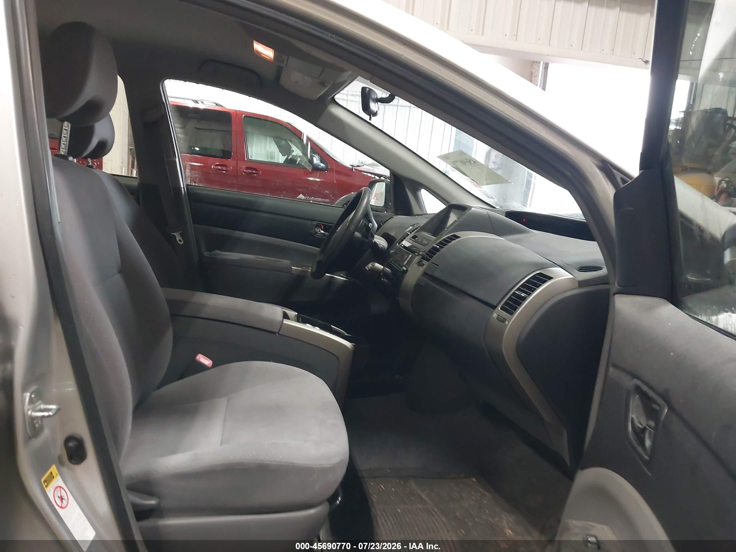 2009 Toyota Prius   Silver vin: JTDKB20U393487739