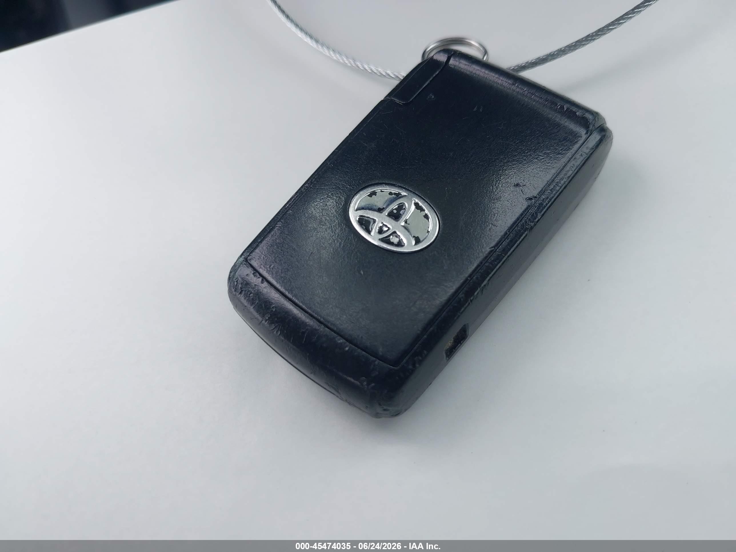 2009 Toyota Prius Touring Серый vin: JTDKB20U393494626