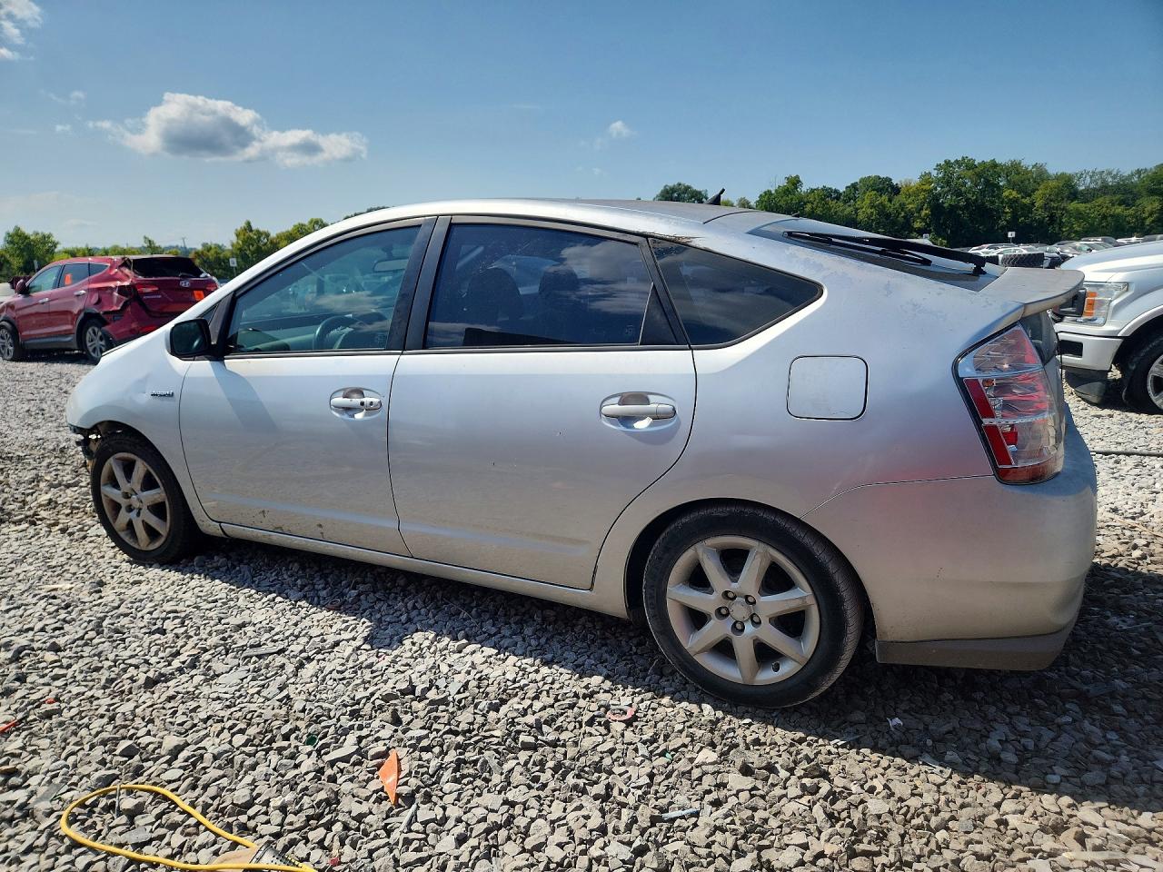 2009 Toyota Prius Touring Silver vin: JTDKB20U397871402