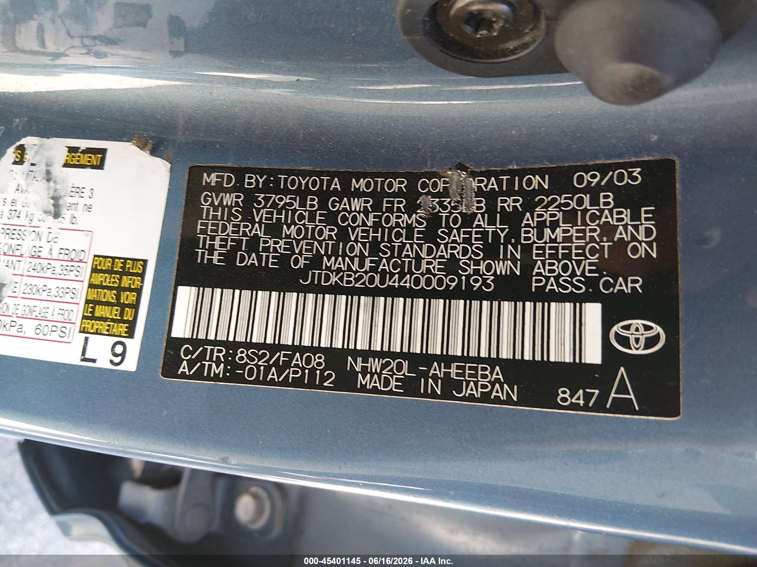 2004 Toyota Prius   Blue vin: JTDKB20U440009193