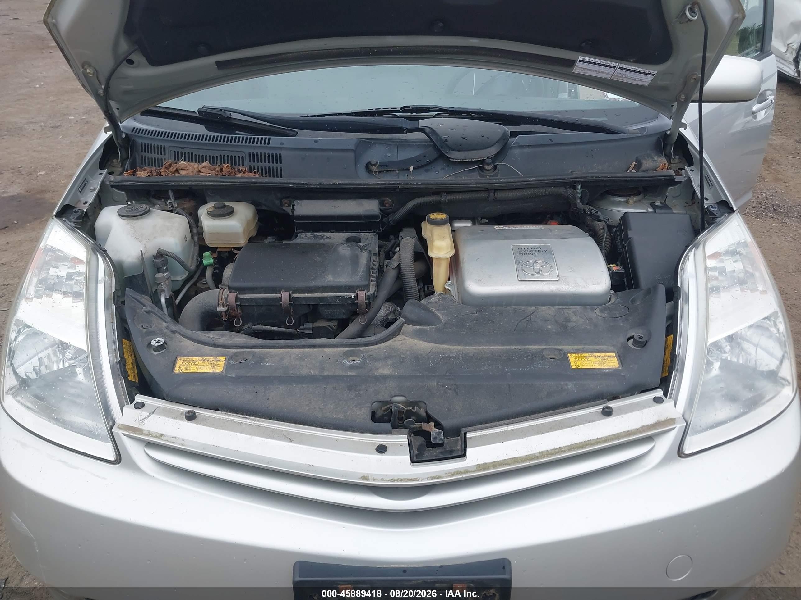 2004 Toyota Prius   Silver vin: JTDKB20U440048169