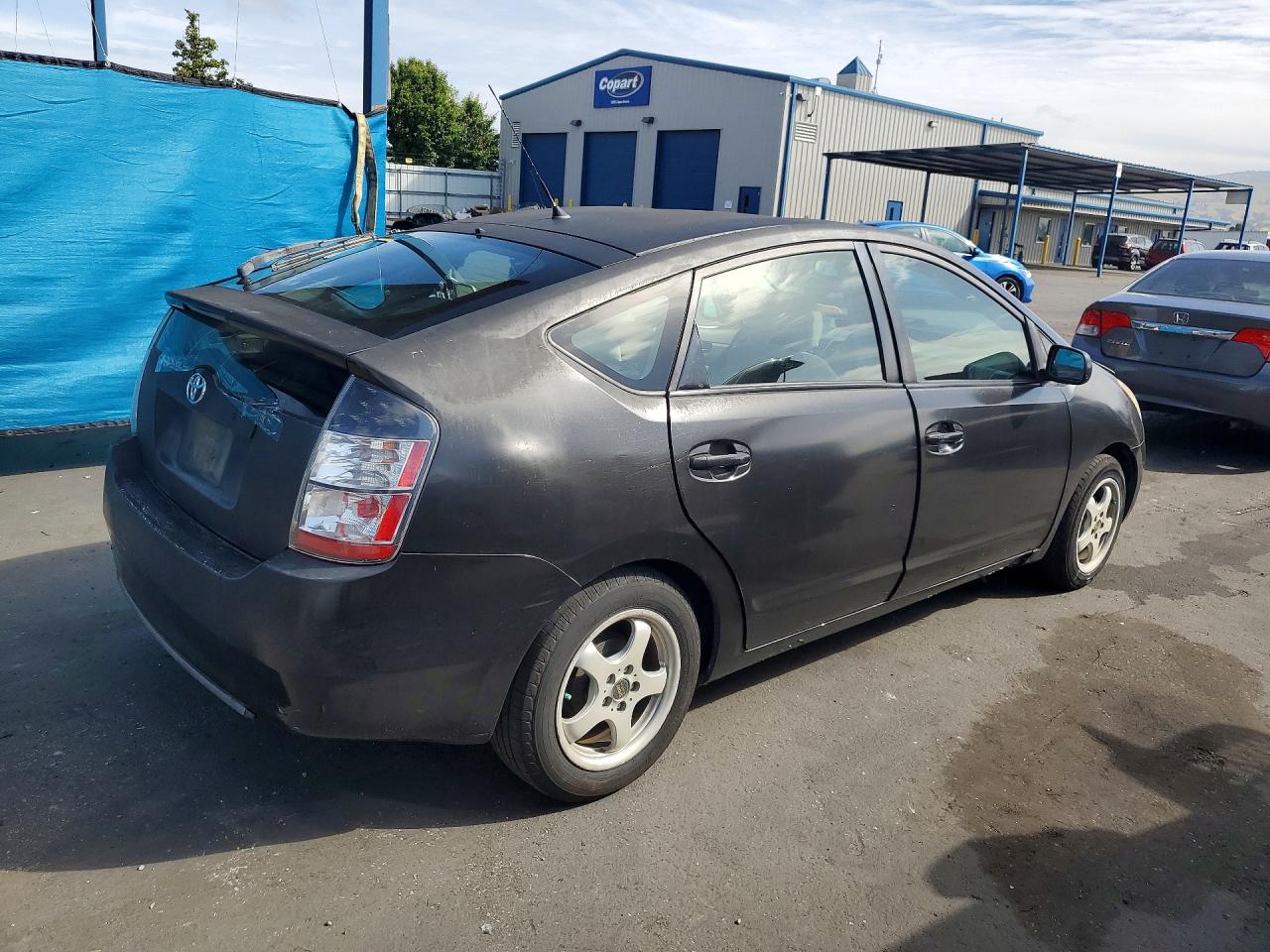 2004 Toyota Prius Base Черный vin: JTDKB20U440056515