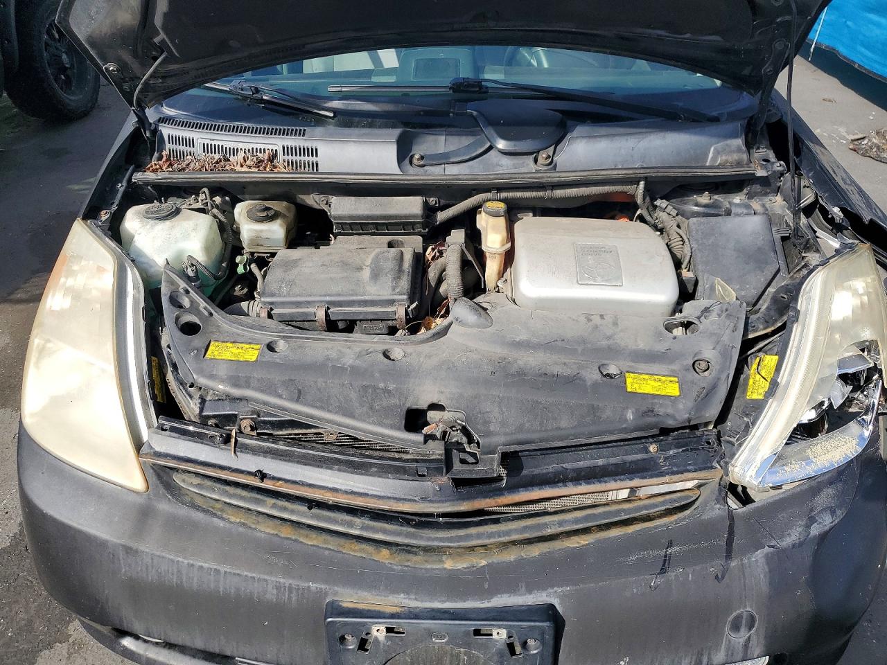 2004 Toyota Prius Base Черный vin: JTDKB20U440056515