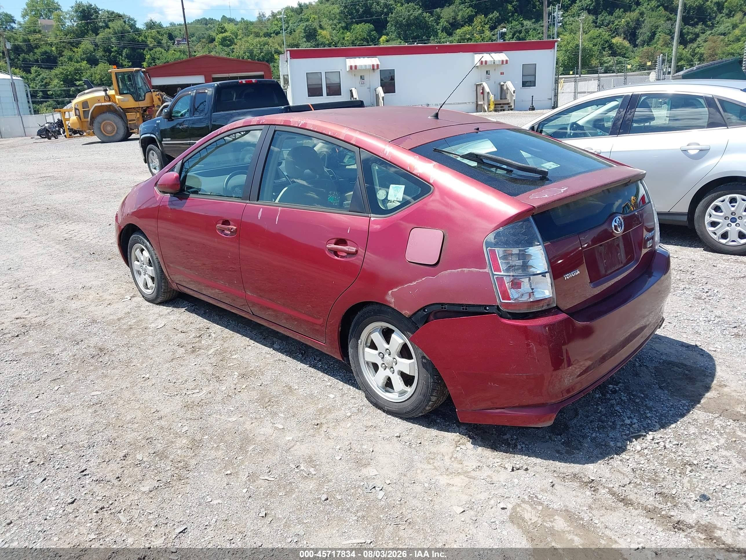 2004 Toyota Prius   Red vin: JTDKB20U440094469