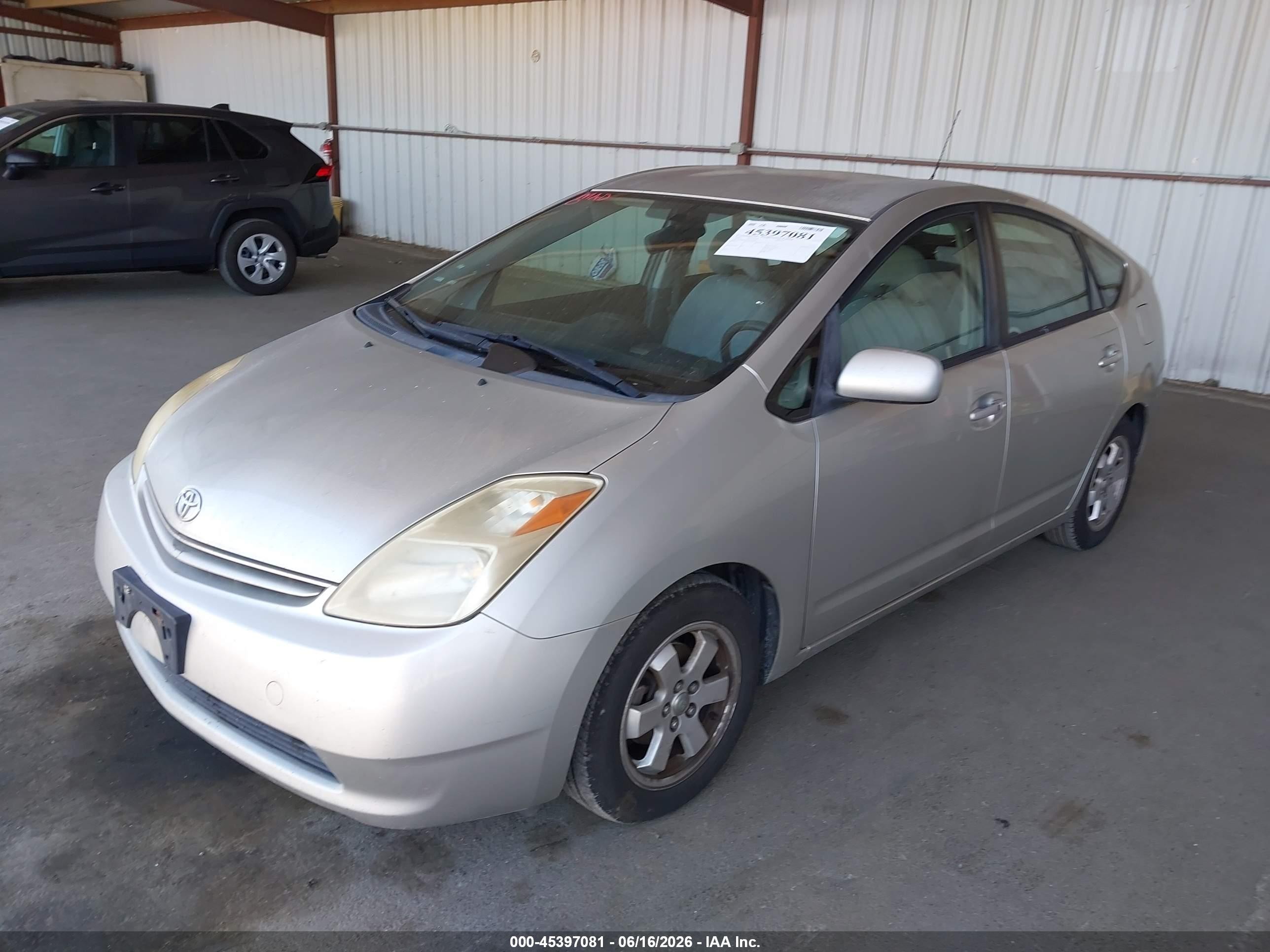 2004 Toyota Prius   Серебряный vin: JTDKB20U440116826
