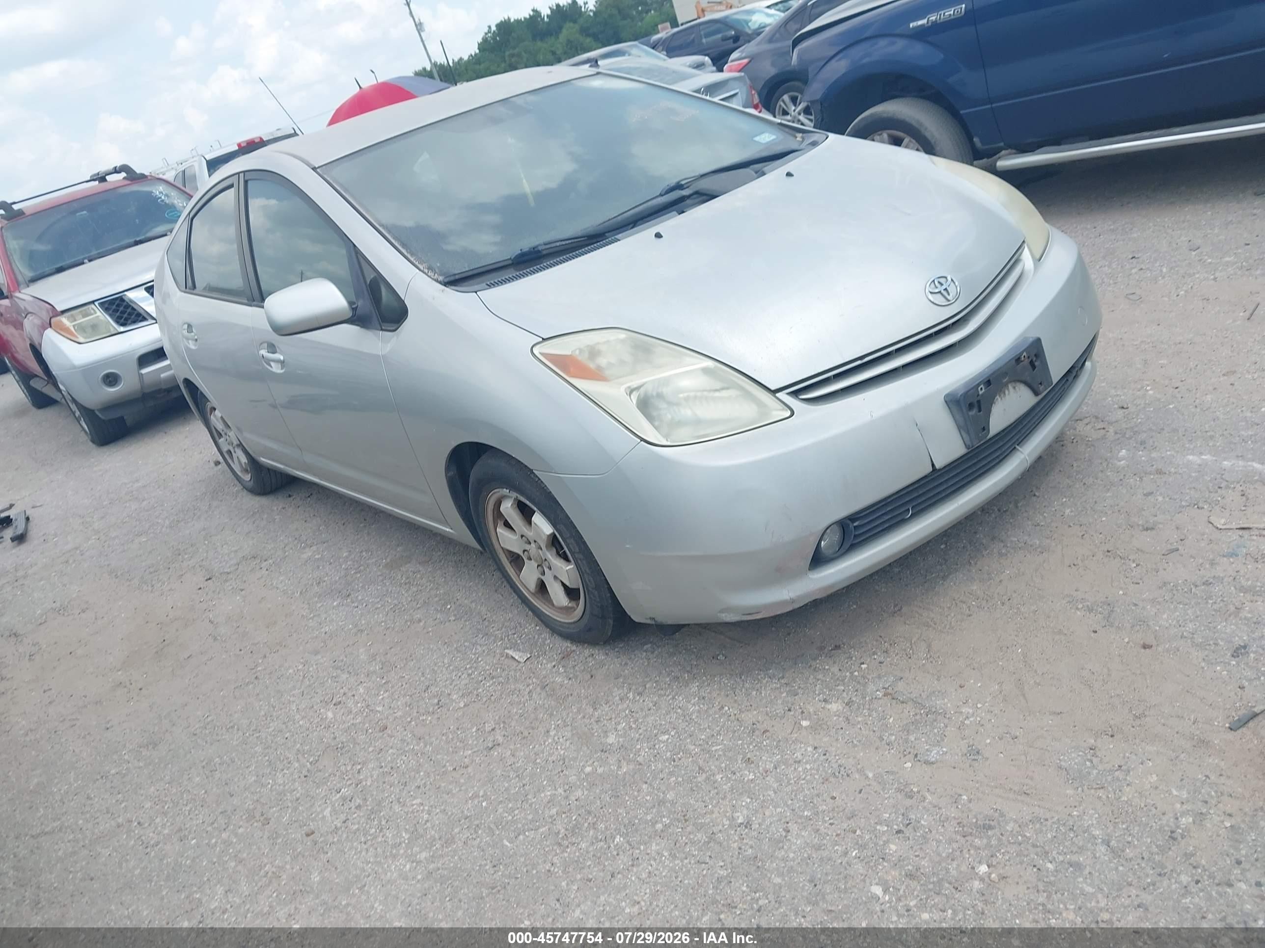 2005 Toyota Prius   Silver vin: JTDKB20U453024826