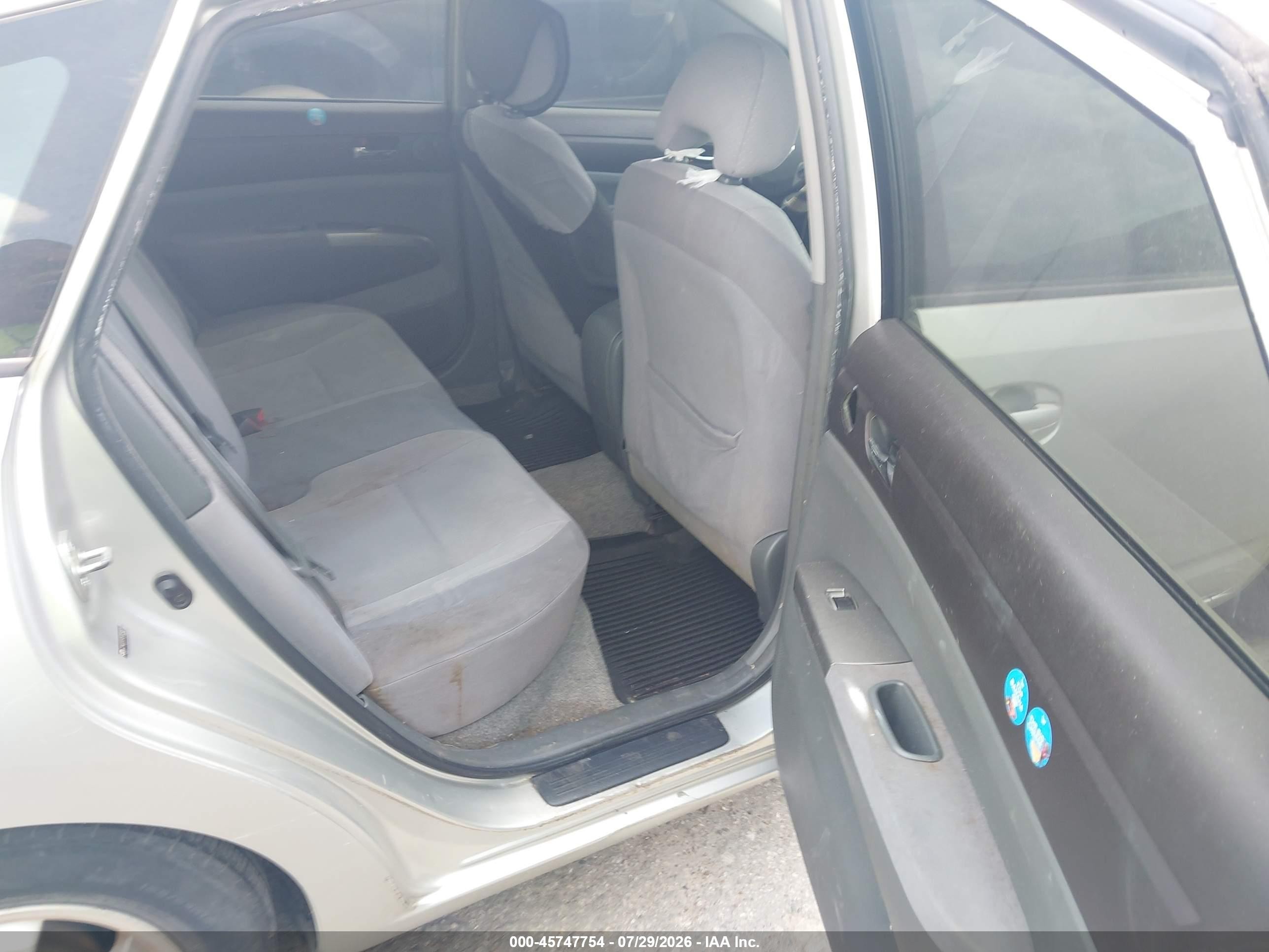 2005 Toyota Prius   Silver vin: JTDKB20U453024826