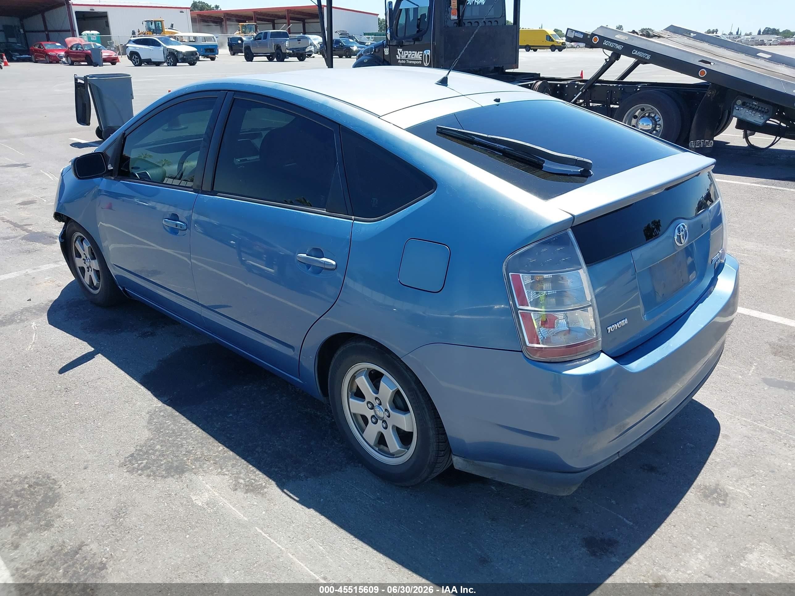 2005 Toyota Prius   Light Blue vin: JTDKB20U453036989