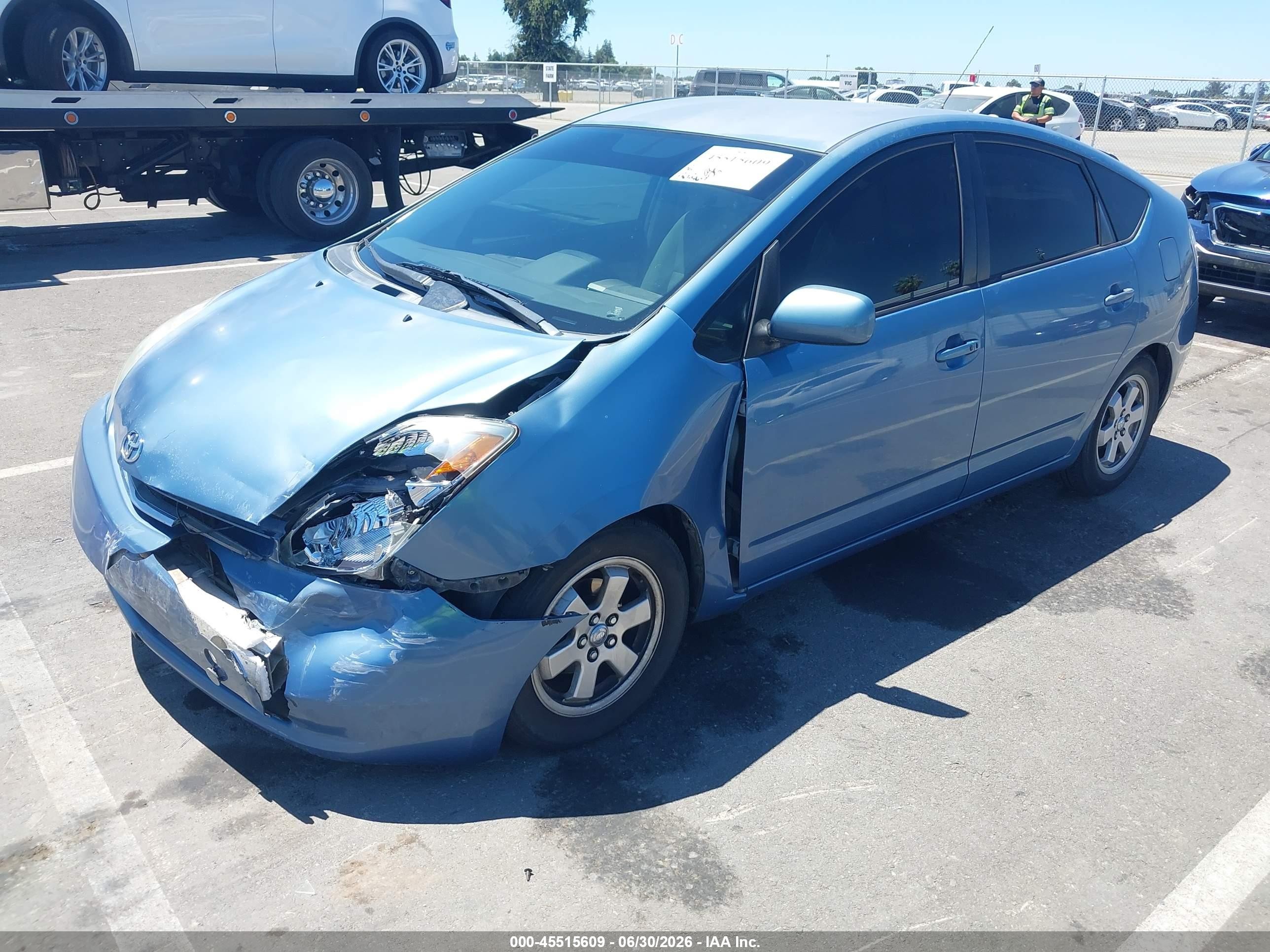 2005 Toyota Prius   Light Blue vin: JTDKB20U453036989