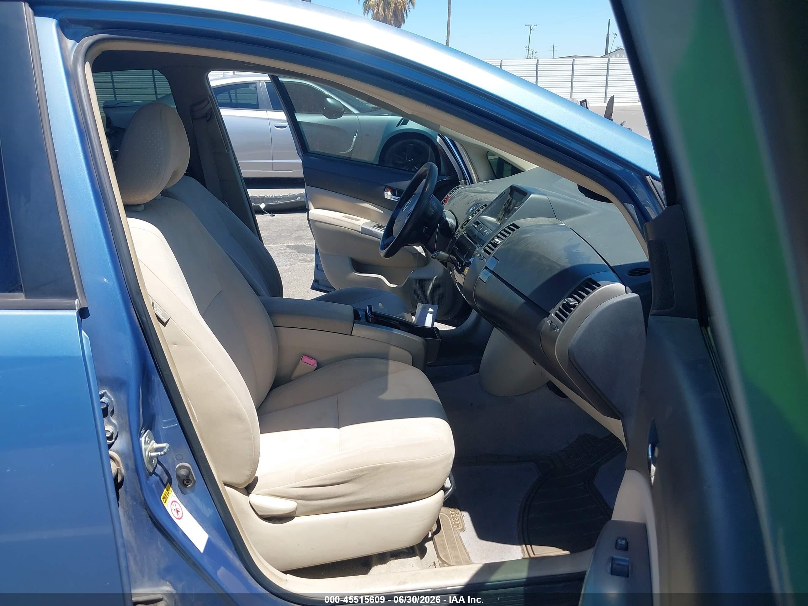 2005 Toyota Prius   Light Blue vin: JTDKB20U453036989