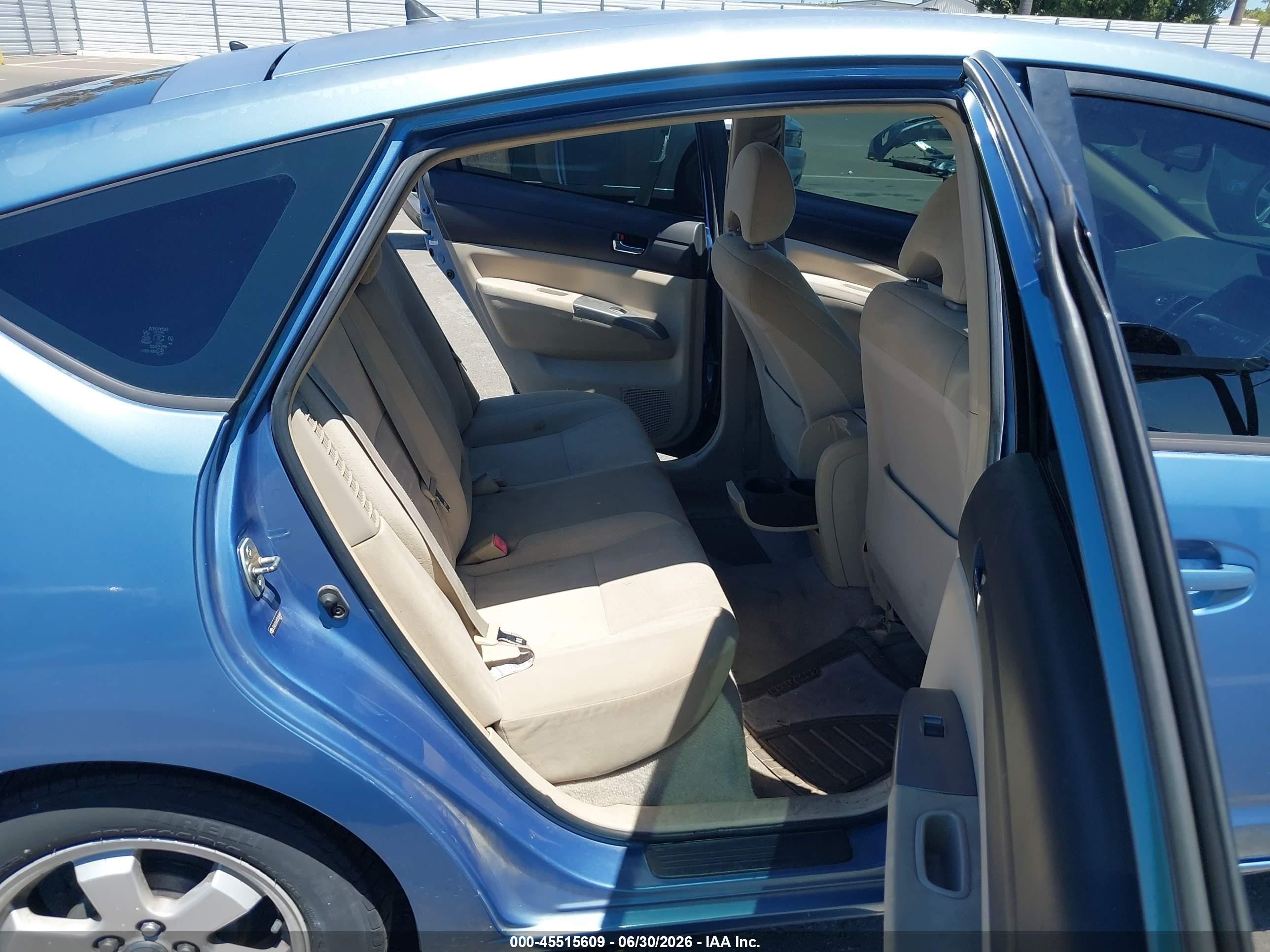 2005 Toyota Prius   Light Blue vin: JTDKB20U453036989