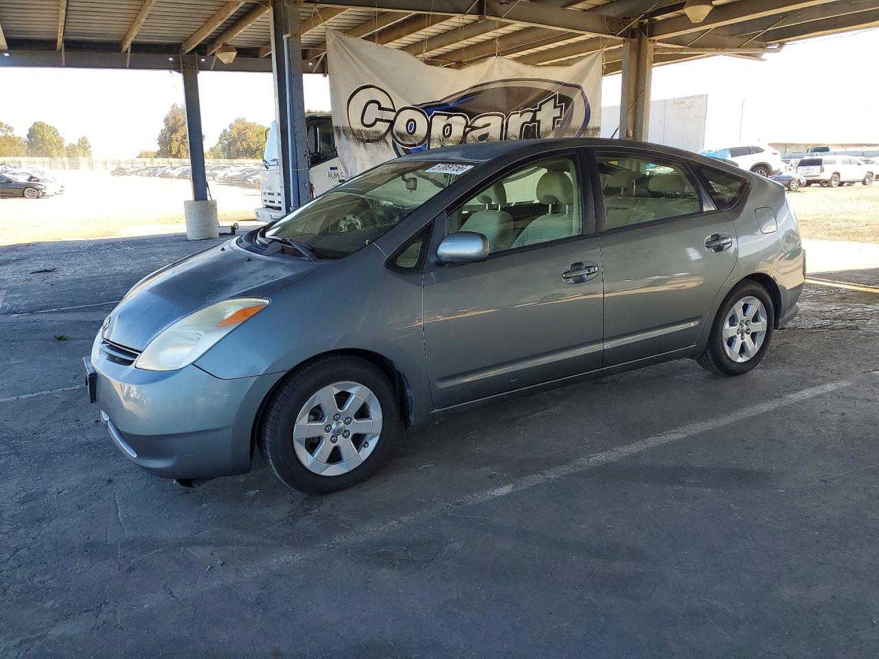 2005 Toyota Prius Base Gray vin: JTDKB20U453046552