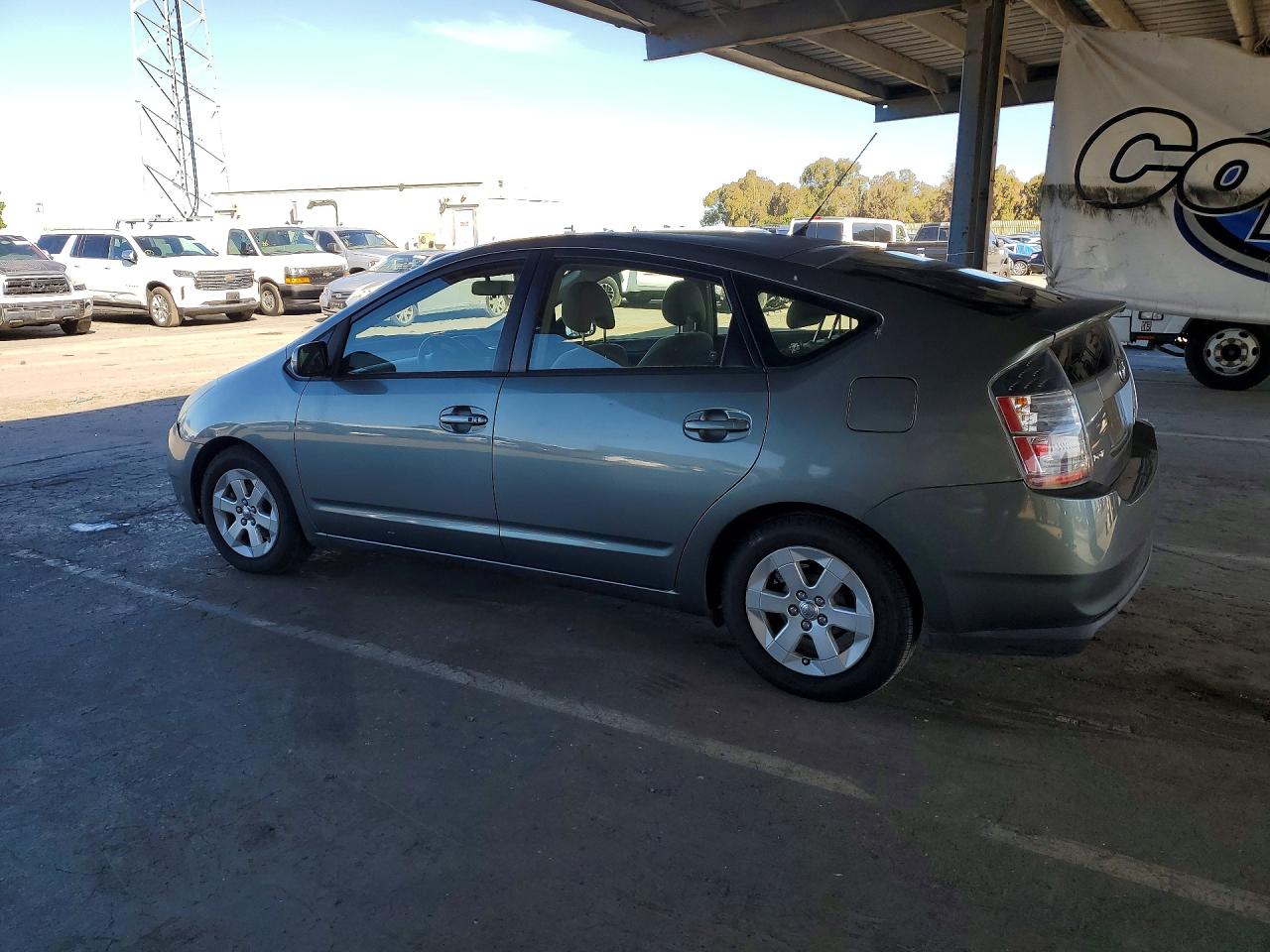 2005 Toyota Prius Base Gray vin: JTDKB20U453046552