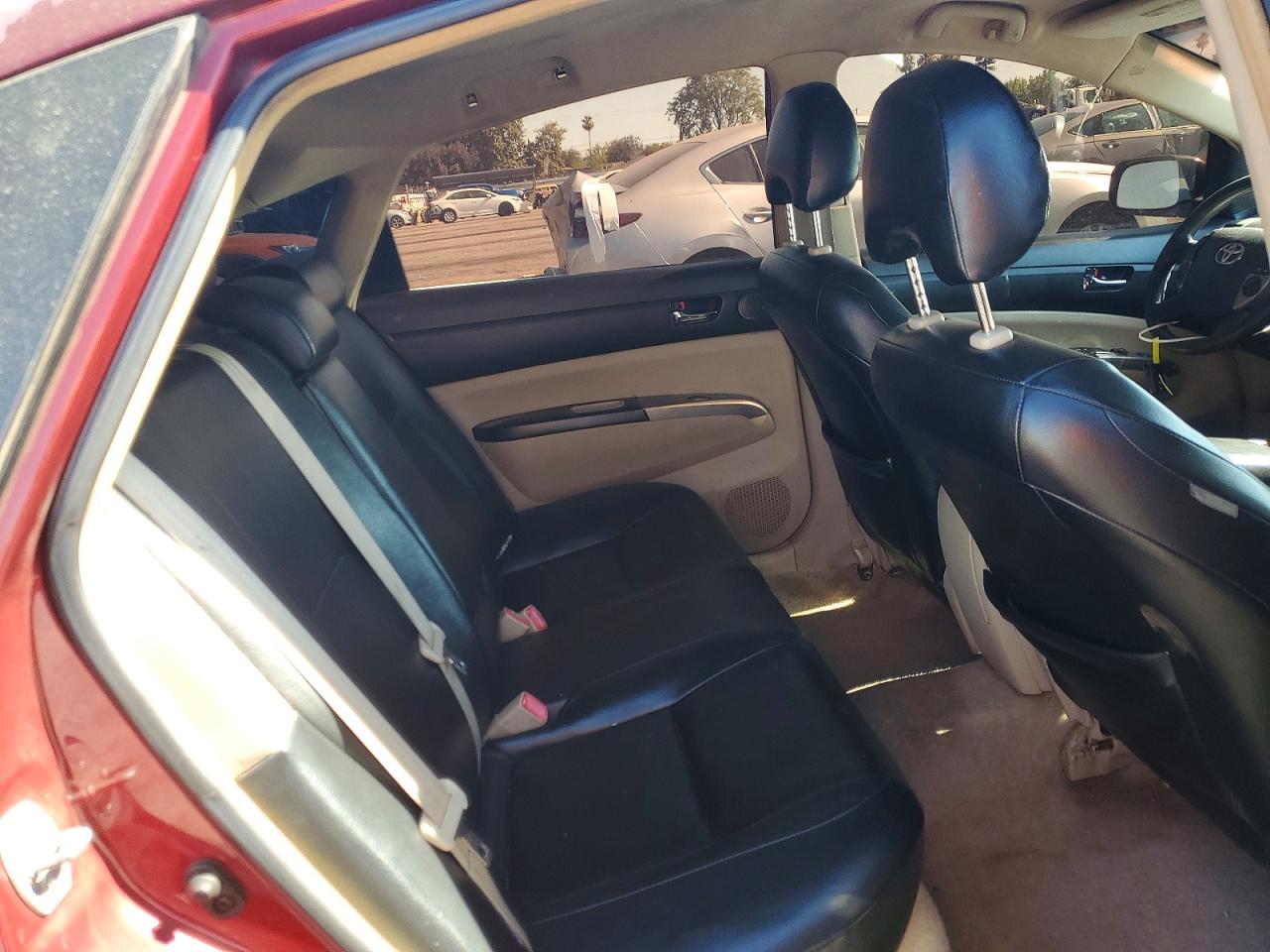 2005 Toyota Prius Base Burgundy vin: JTDKB20U457012586