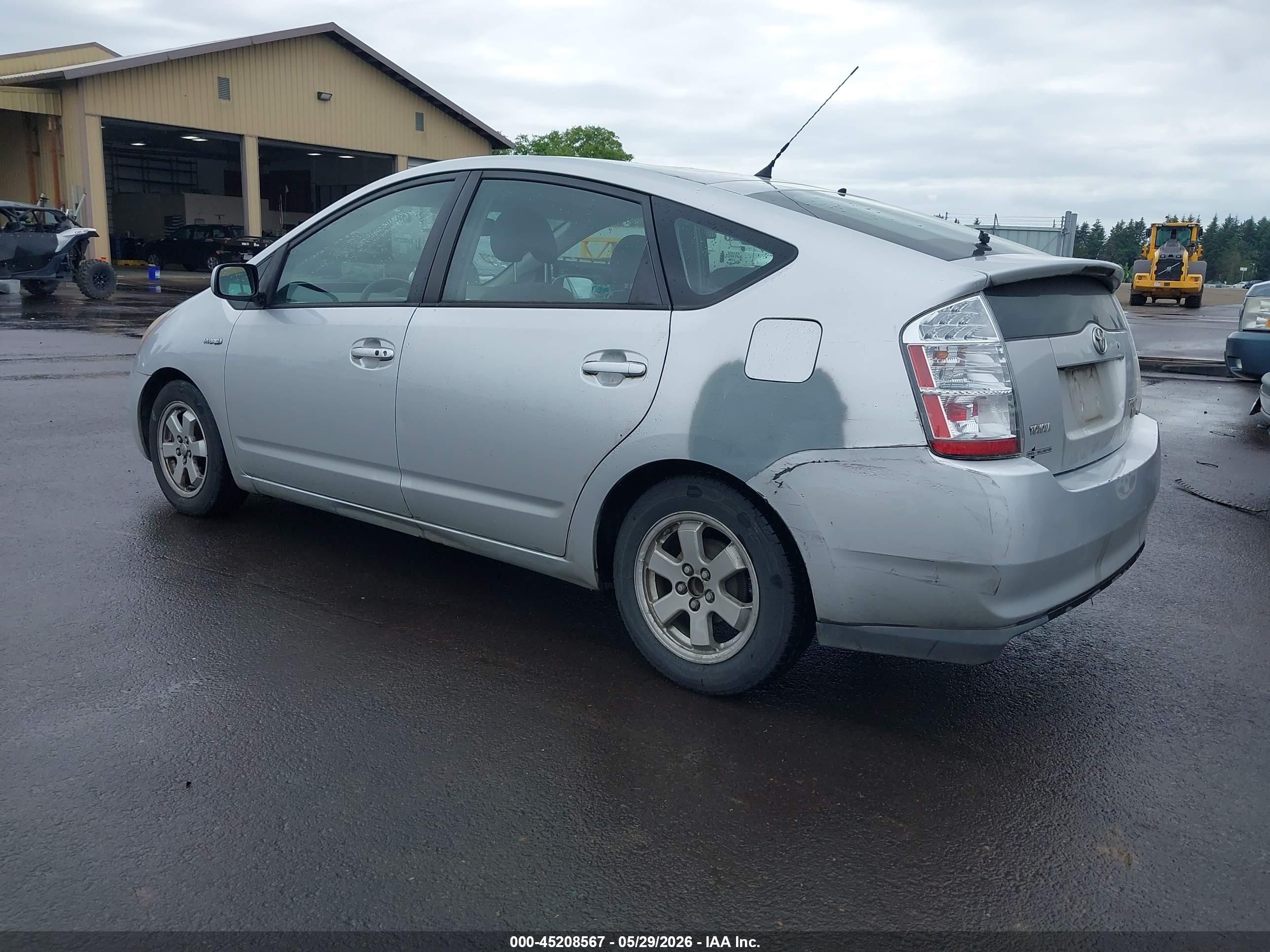2006 Toyota Prius   Silver vin: JTDKB20U463161346