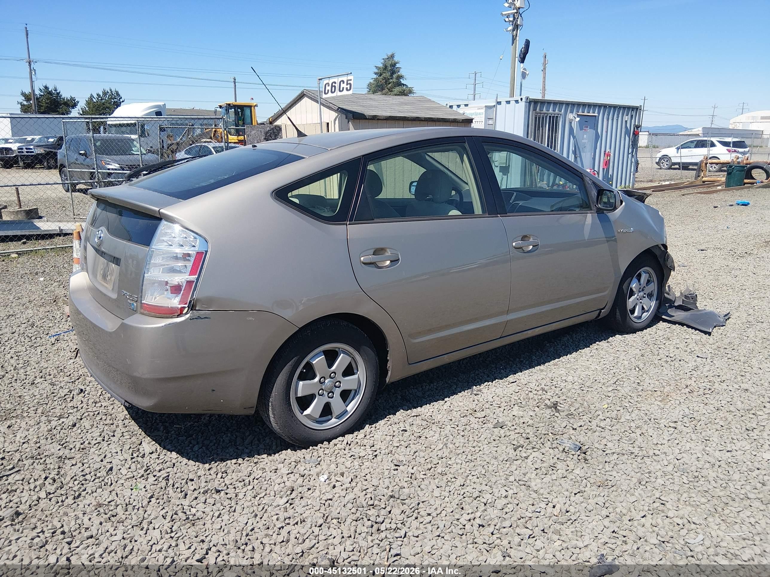 2006 Toyota Prius   Gold vin: JTDKB20U463175215