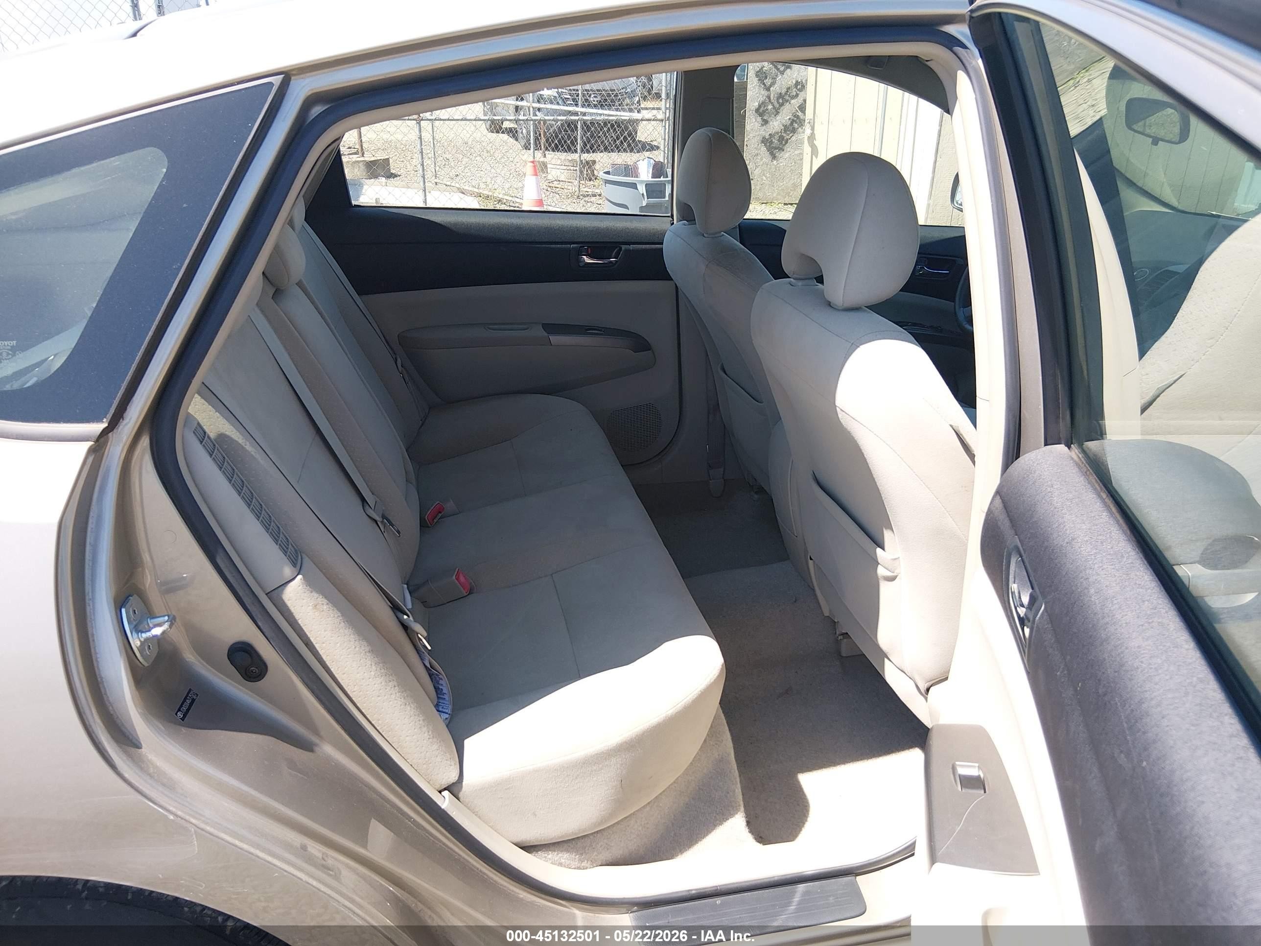 2006 Toyota Prius   Gold vin: JTDKB20U463175215