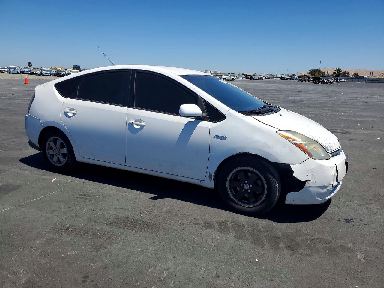 2006 Toyota Prius Base White vin: JTDKB20U463195285