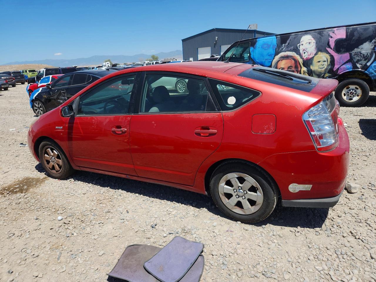 2006 Toyota Prius Base Red vin: JTDKB20U467504116