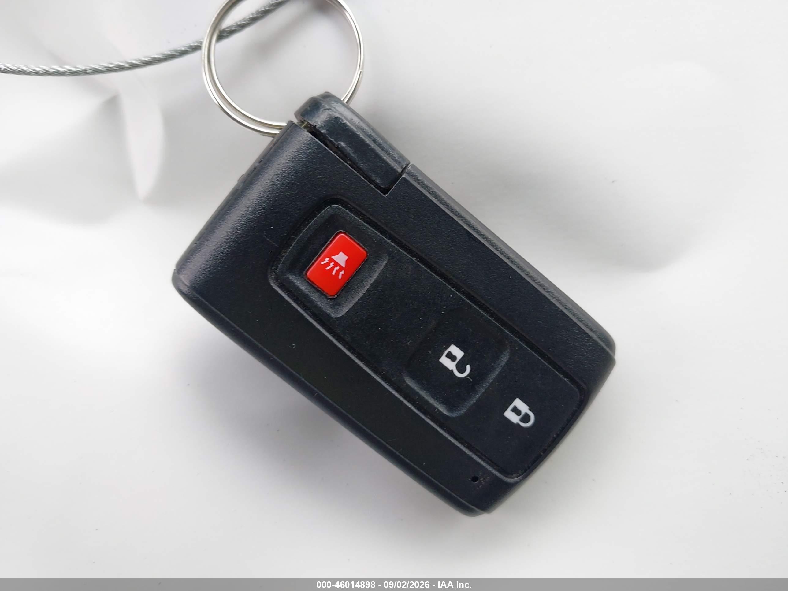 2006 Toyota Prius   Золотой vin: JTDKB20U467520333