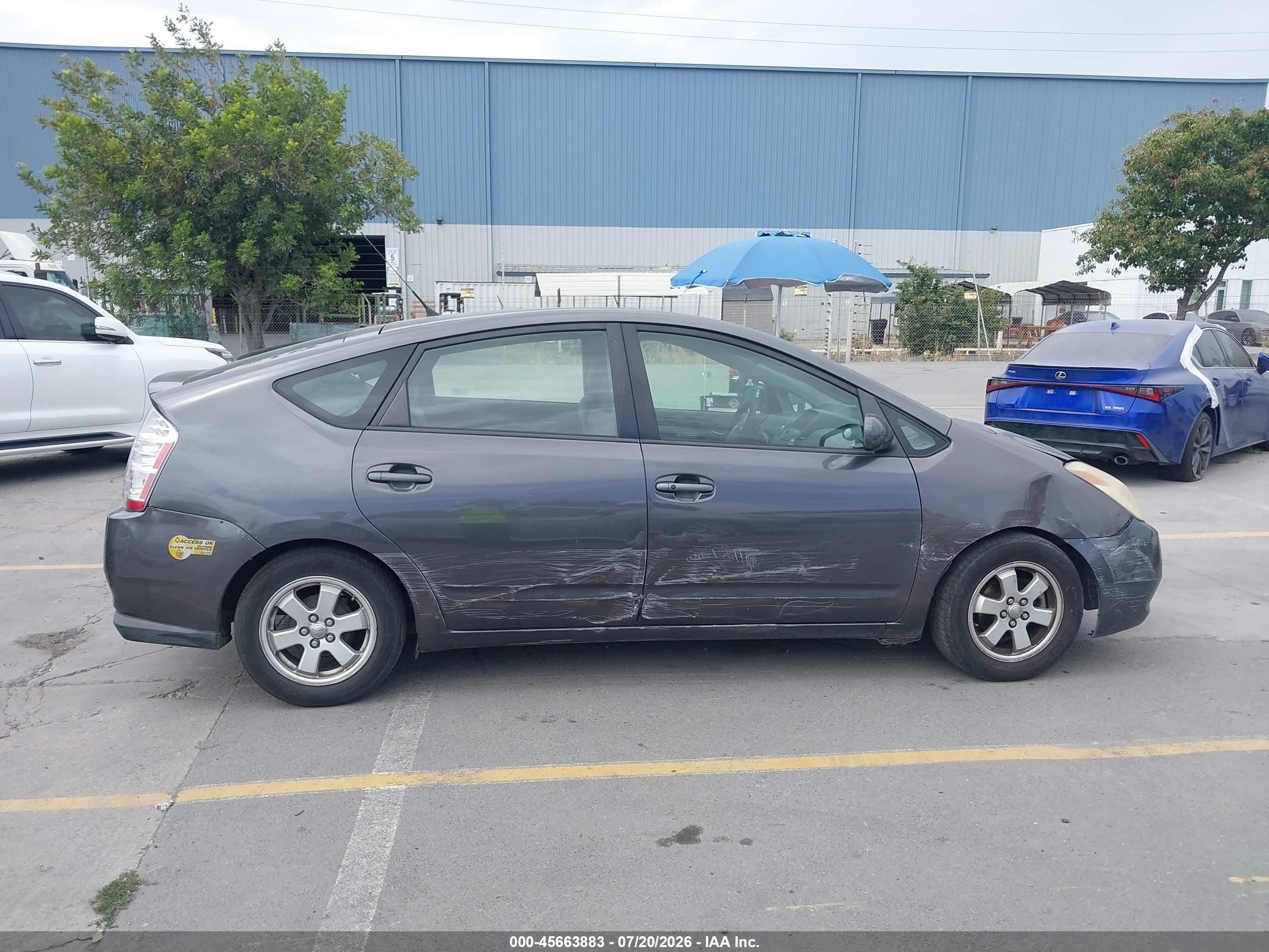 2007 Toyota Prius   Серый vin: JTDKB20U473209073