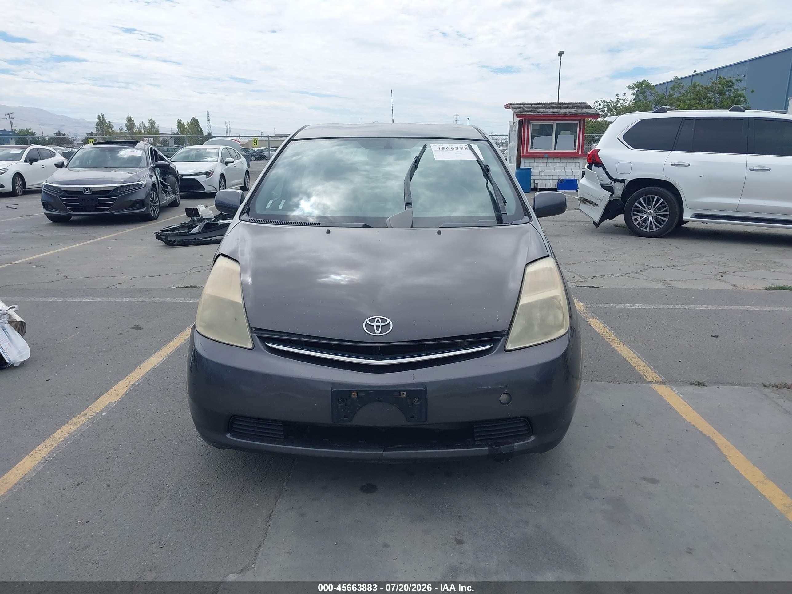 2007 Toyota Prius   Серый vin: JTDKB20U473209073